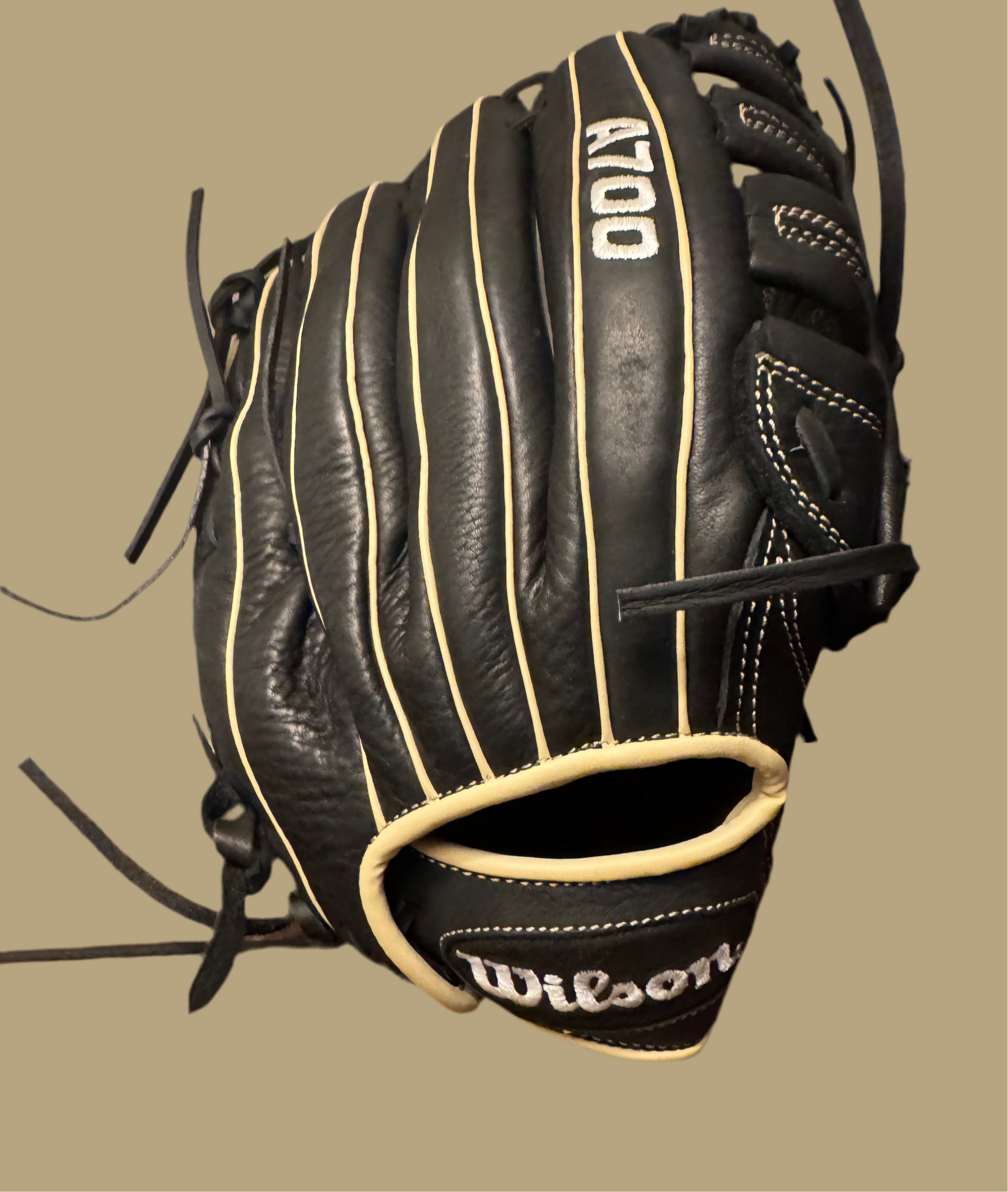 Wilson A700 - 12.5 inch