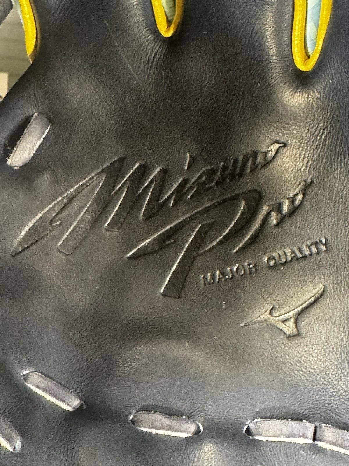 Limited Edition Mizuno Pro Canada Exclusive 11.5”  - Navy/Aqua/Yellow - Rare!