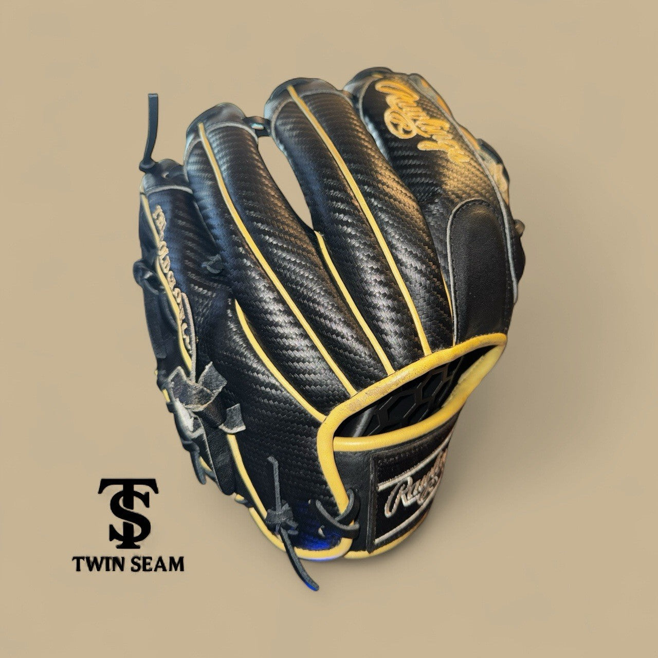 Rawlings HOH PRO204-2CBC -RHT- 11.5”. Carbon Fiber/Black/Gold