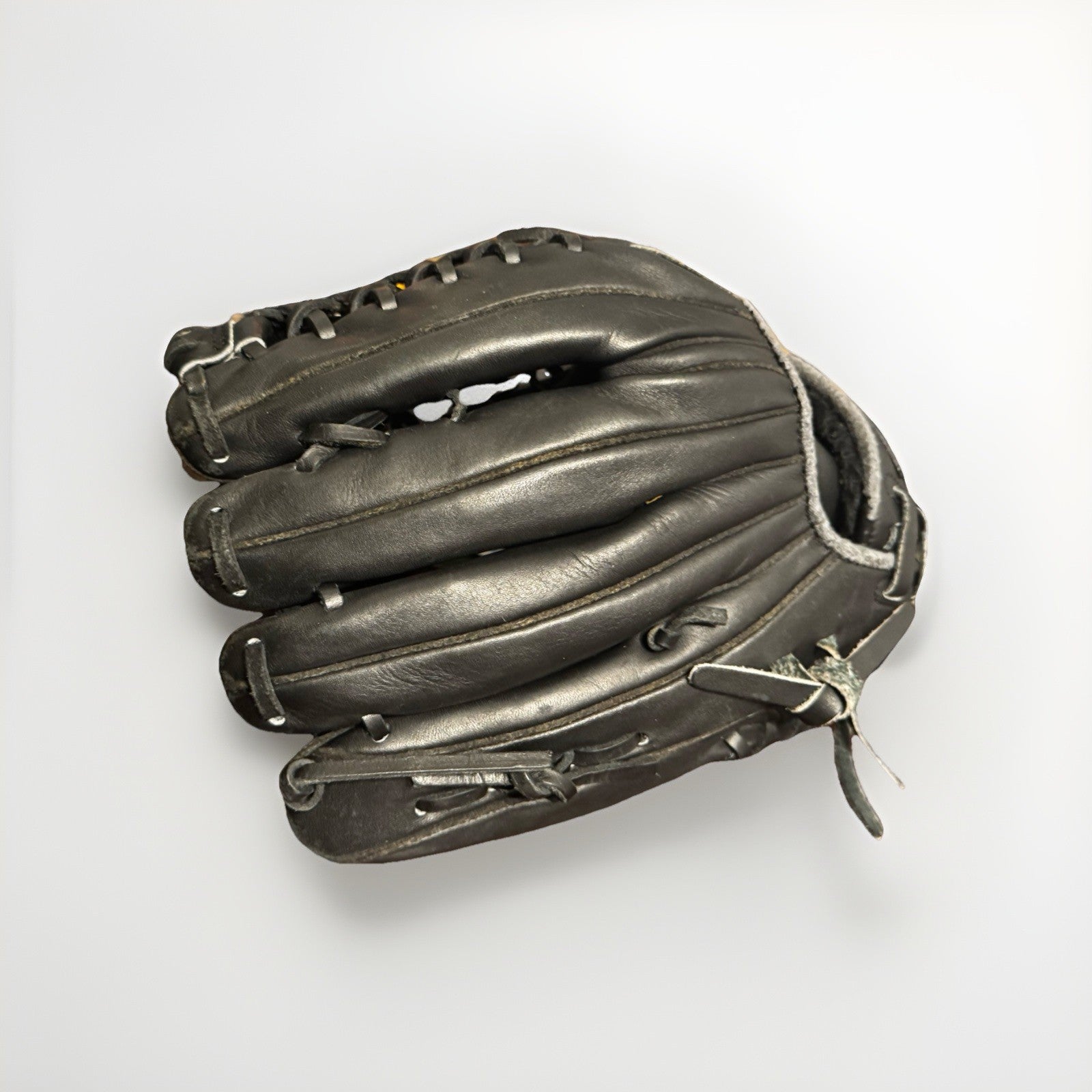 Rare Japan-Market Mizuno Pro Model – All-Black Baseball Glove – Right Hand Throw