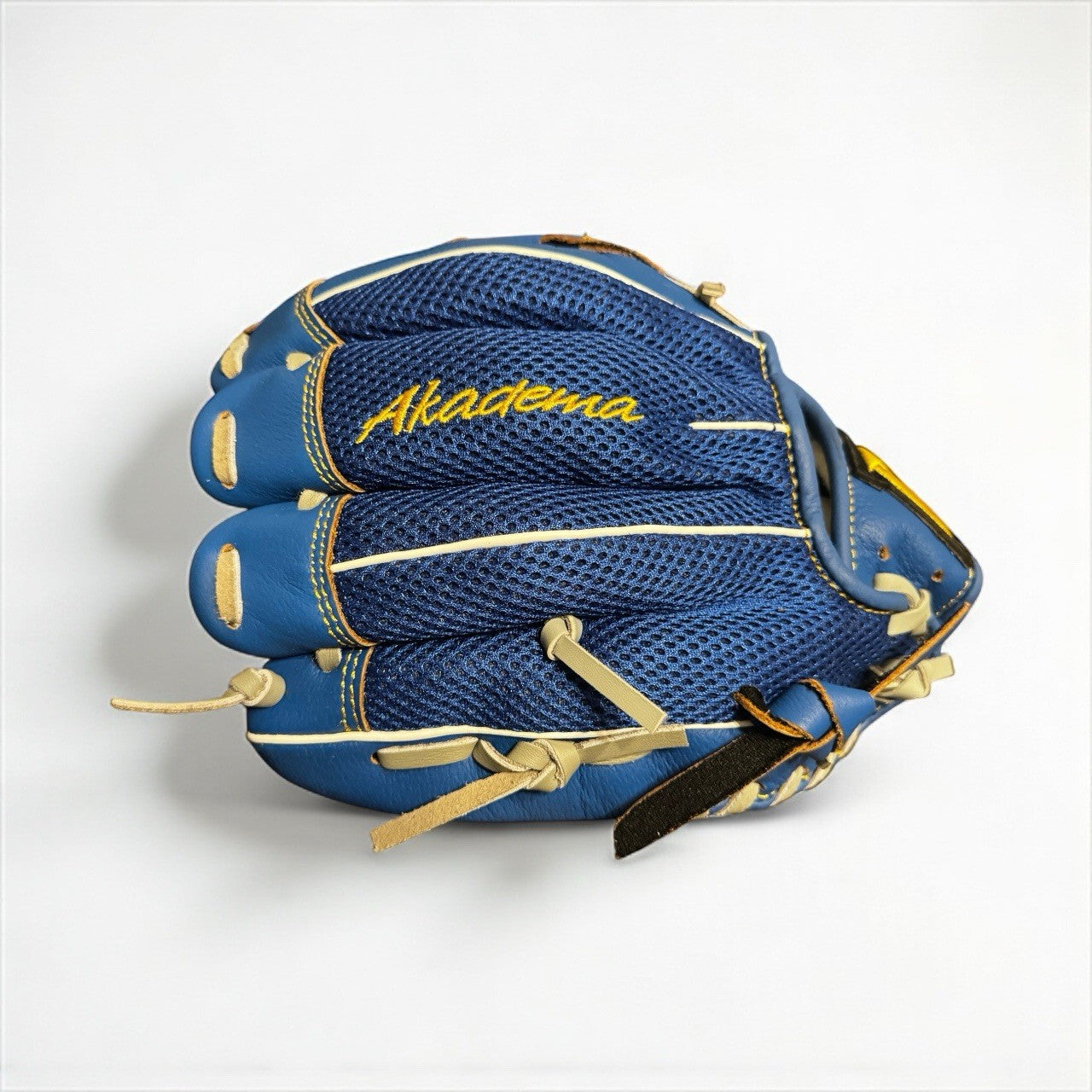 Akadema Rookie ARA93 - RT 11 Inches Youth Baseball Glove
