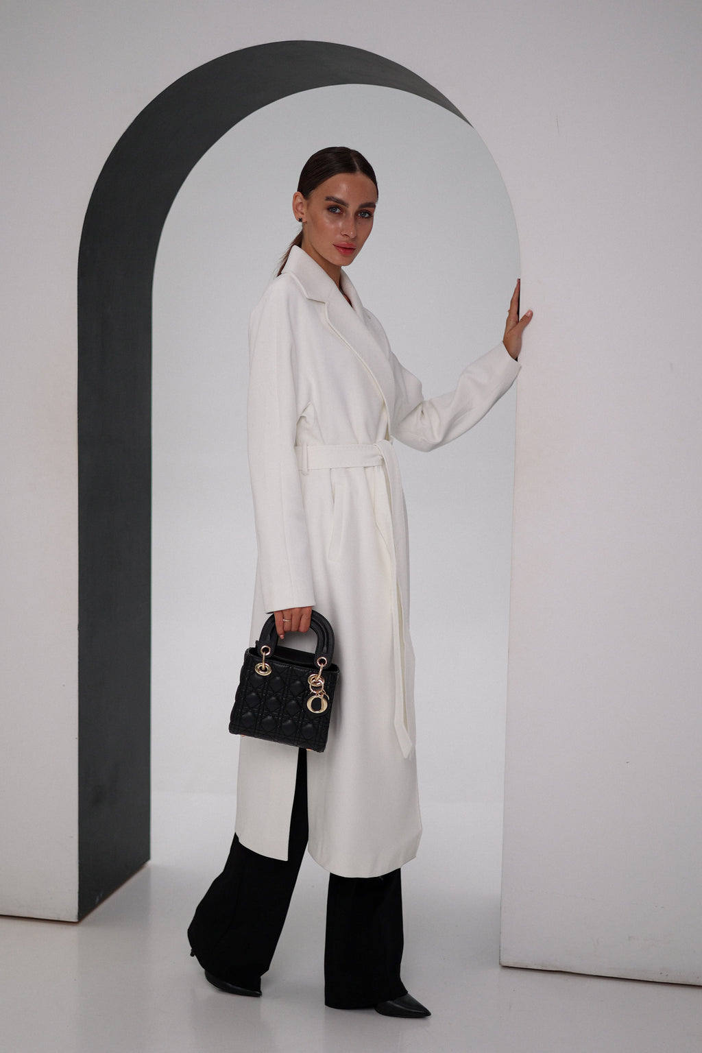 Cambridge Comfort Wraparound Wool Cashmere Coat in White