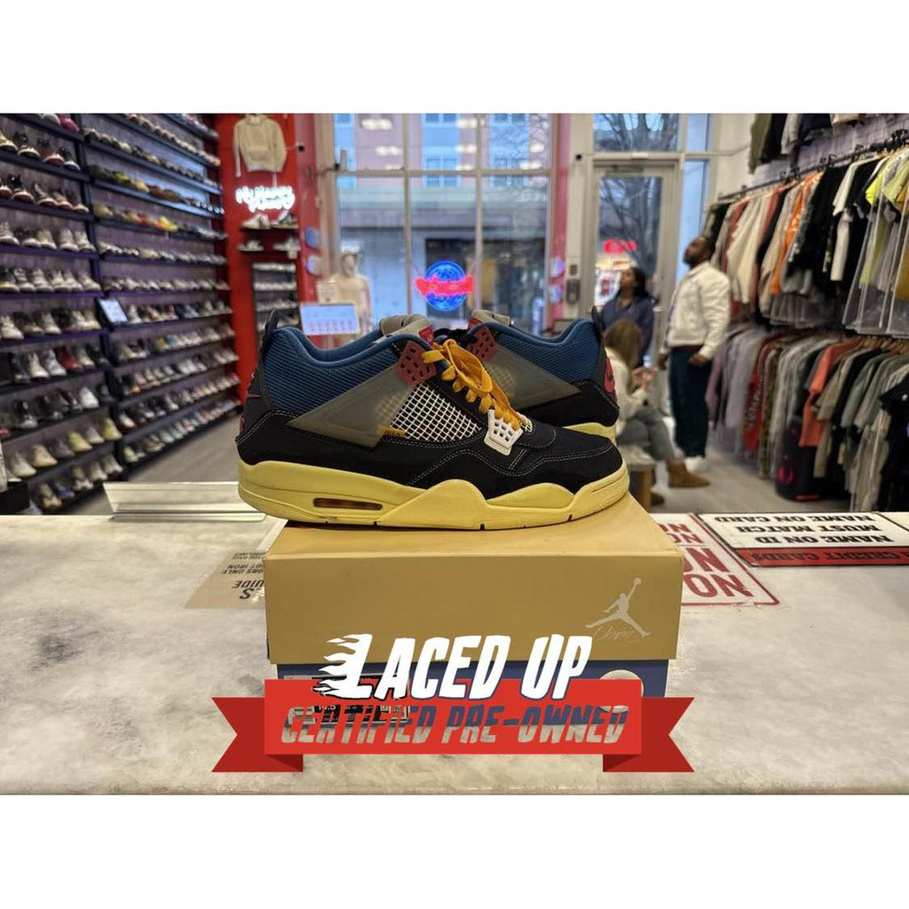 PRE OWNED Jordan 4 Retro Union Off Noir
