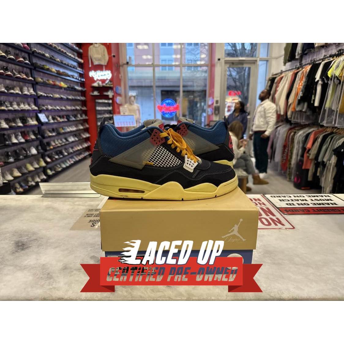 PRE OWNED Jordan 4 Retro Union Off Noir