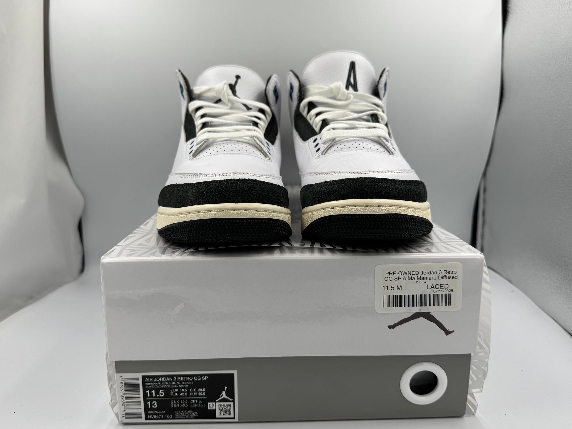 PRE OWNED Jordan 3 Retro OG SP A Ma Maniére Diffused Blue