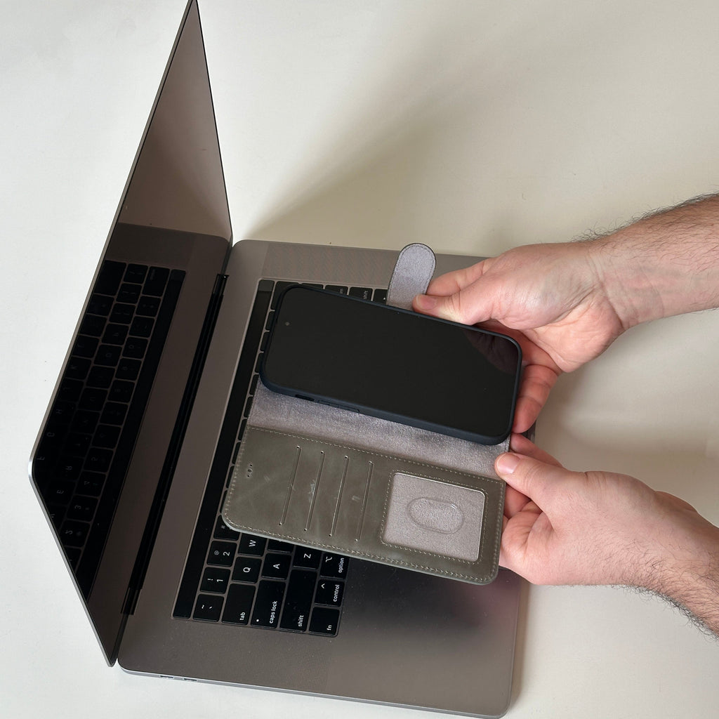 Vegas Premium Leather iPhone 15 Pro Max Wallet Case with MagSafe | Detachable RFID Blocking Luxury Wallet