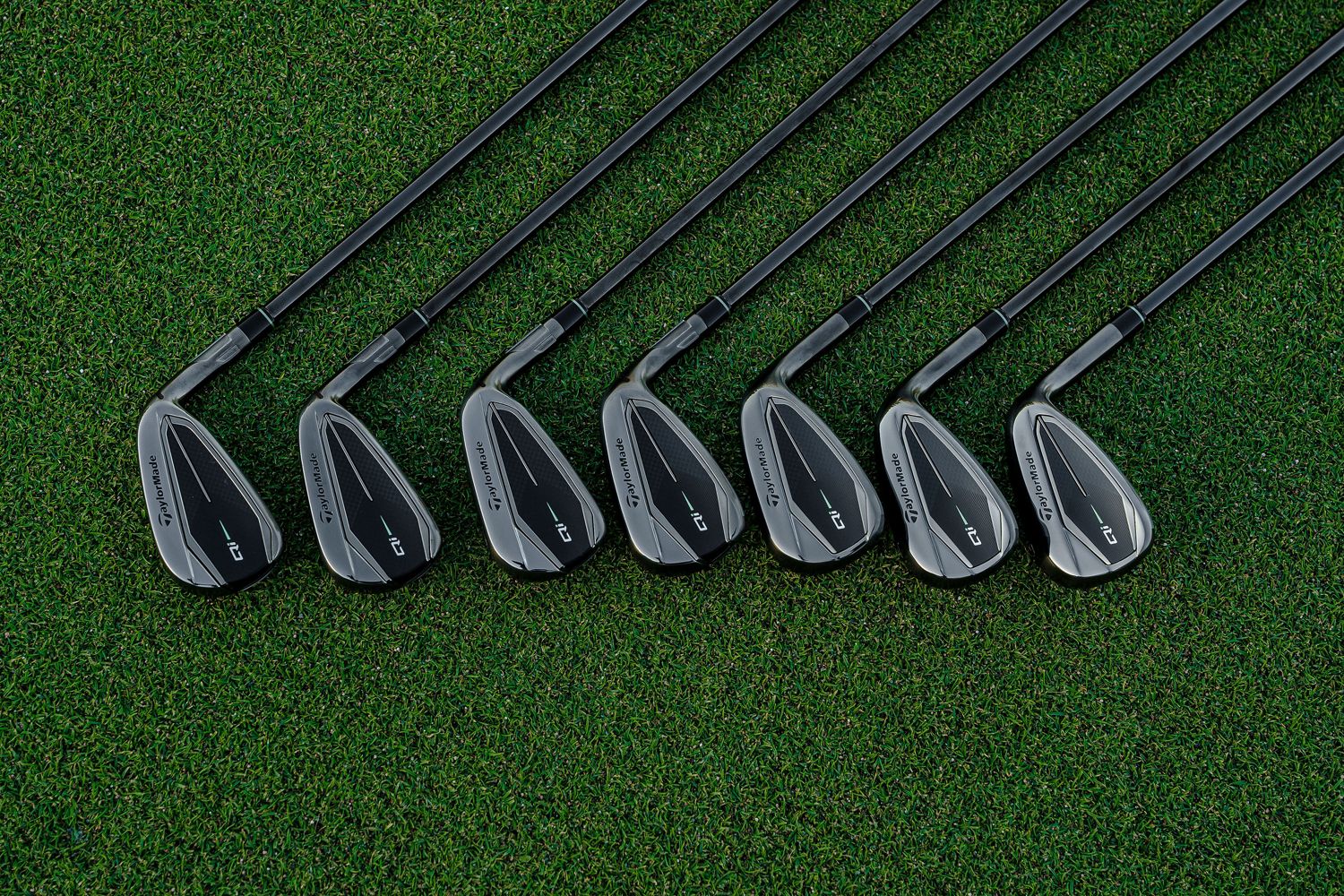 TaylorMade Qi Gunmetal Irons
