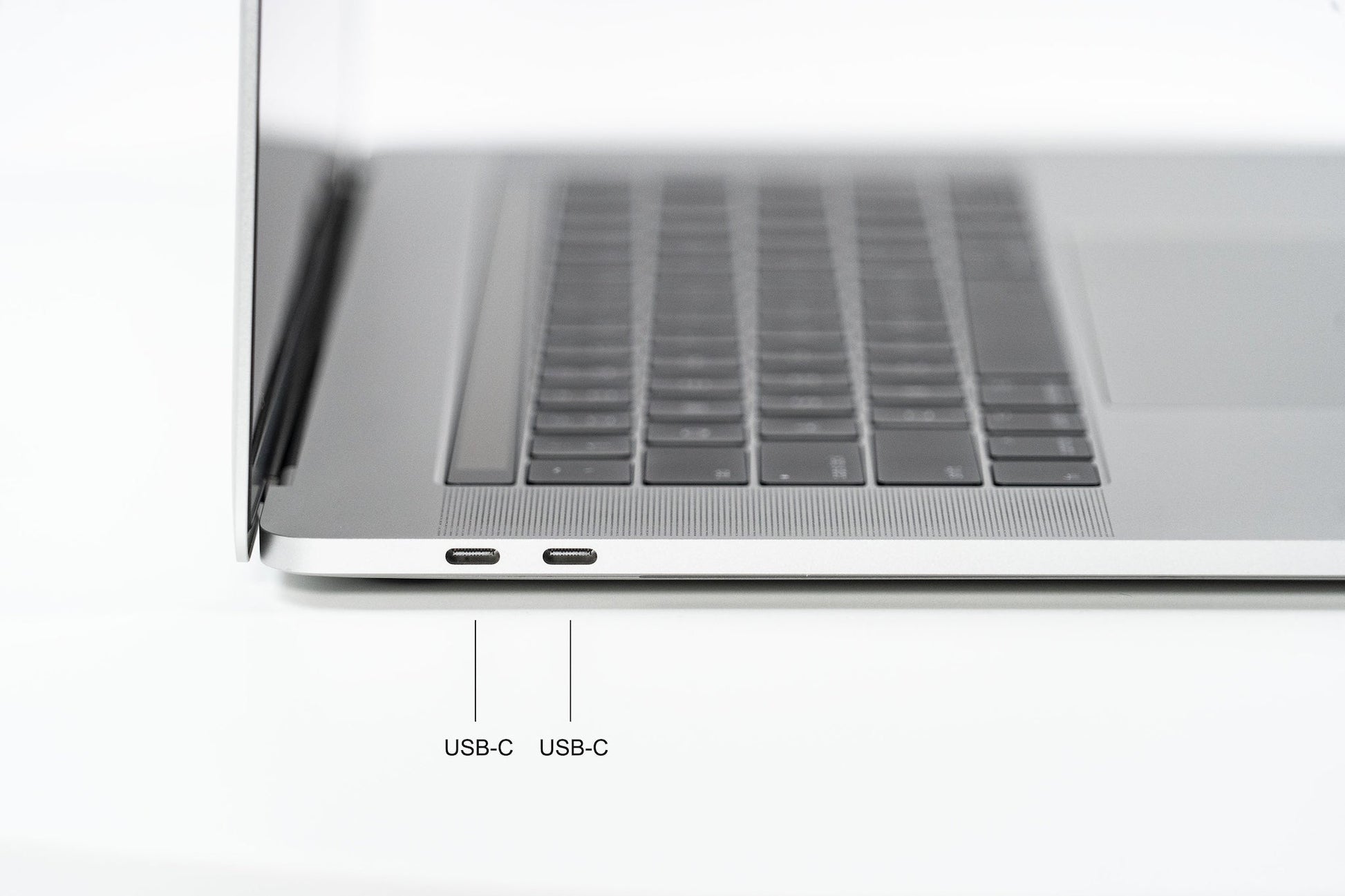 MacBook Pro (2019) 15-inch – Intel Core i9 2.4GHz – 32GB RAM 512GB SSD – 4 Cycles