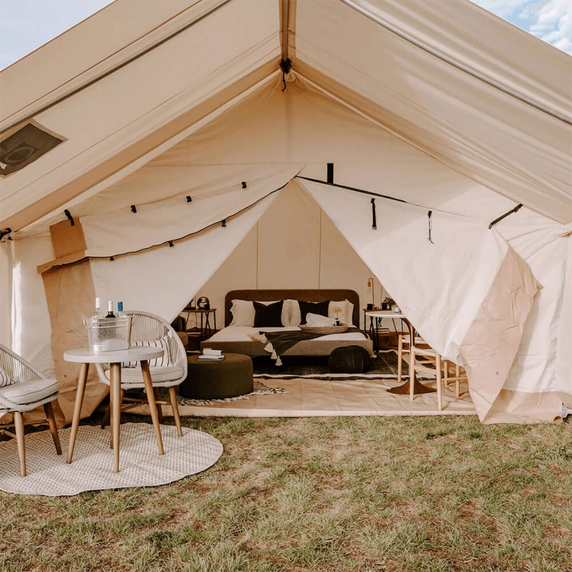 [16X20FT] White Duck Alpha Pro Wall Tent With Heat Resistant Silicone-Coated Stove Jack (SAK28563)