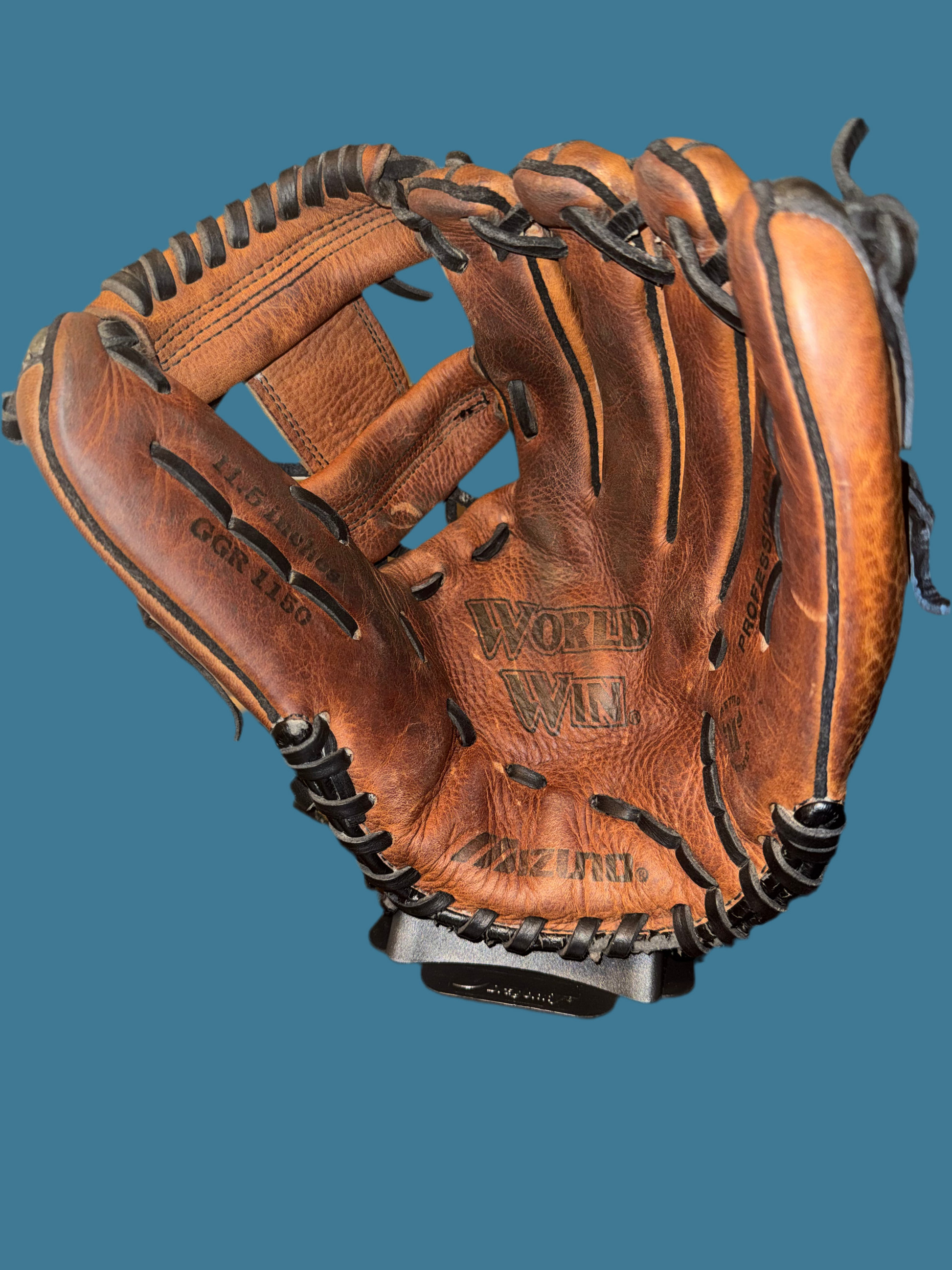 Mizuno World Win - 11.5 inch Baseball Glove (GGR-1150)