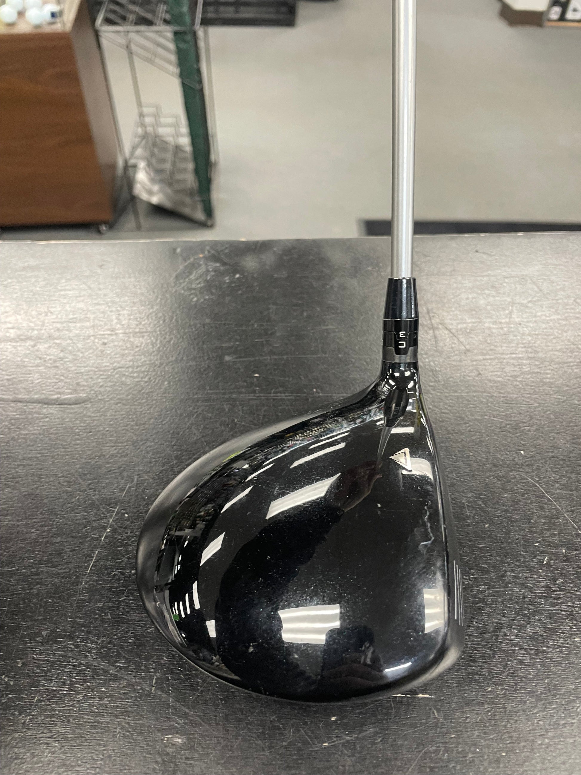 Titleist 915 D2 Driver (Used)