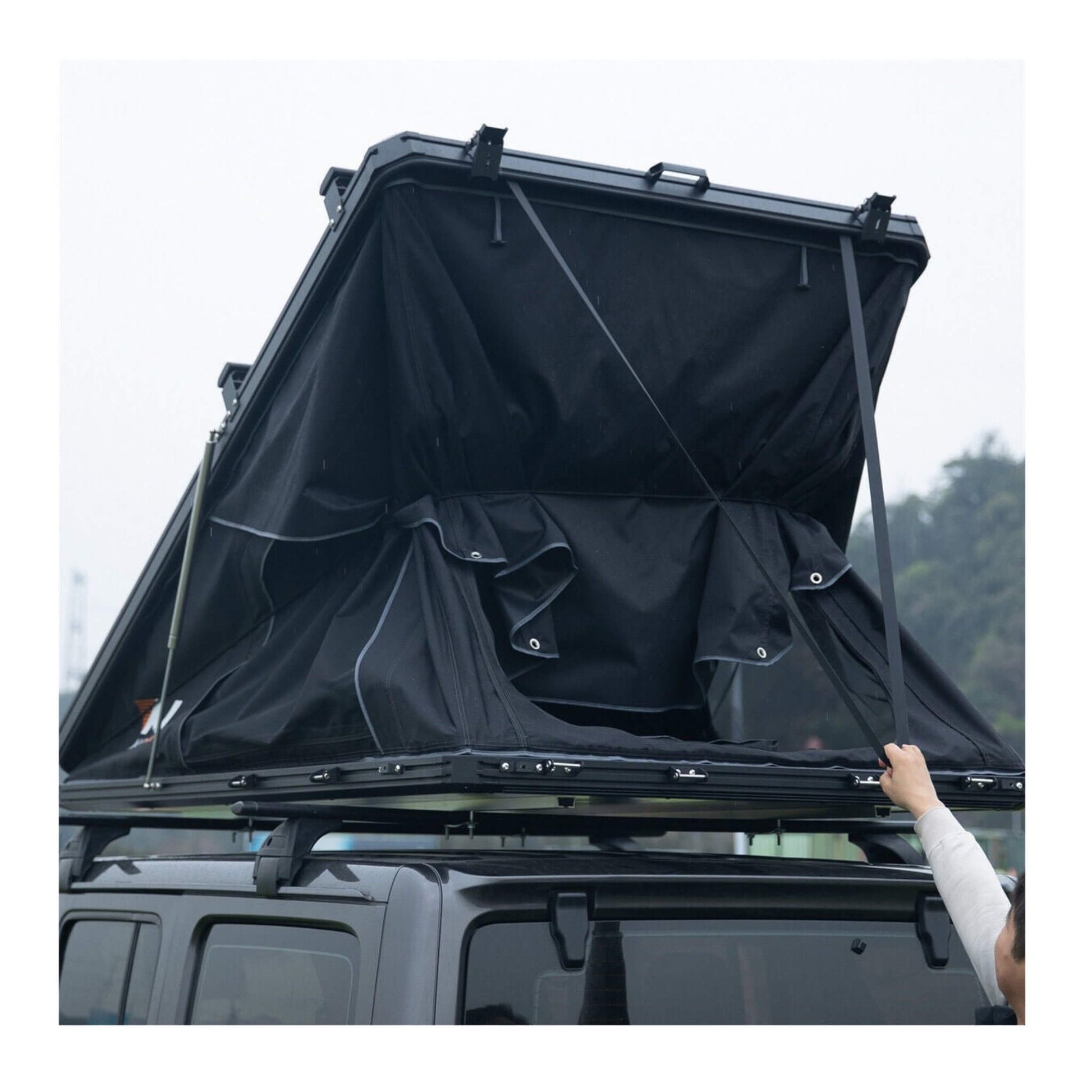Trailora Large 2-3 Person 83-Inch Outdoor Waterproof Car SUV Rooftop Camping Hiking Tent (SAK51867)