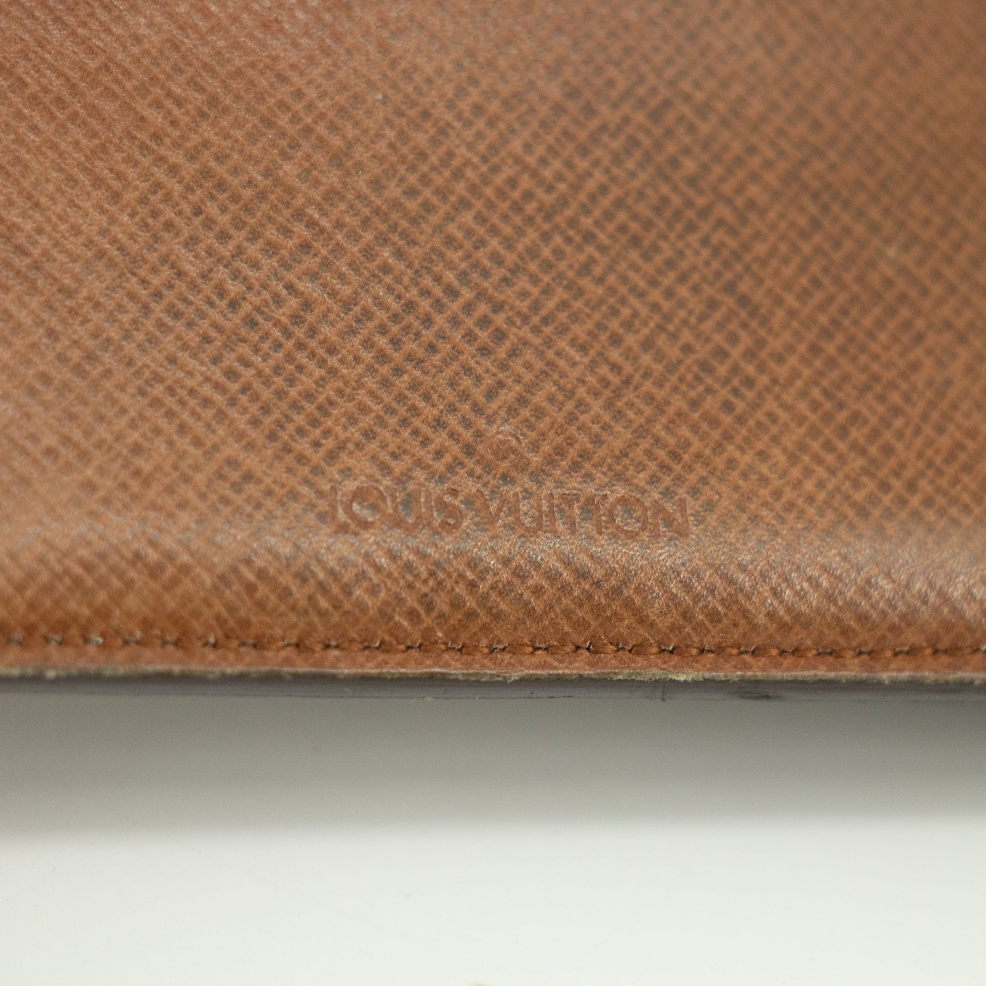Louis Vuitton Monogram Canvas Bifold Wallet  #2000