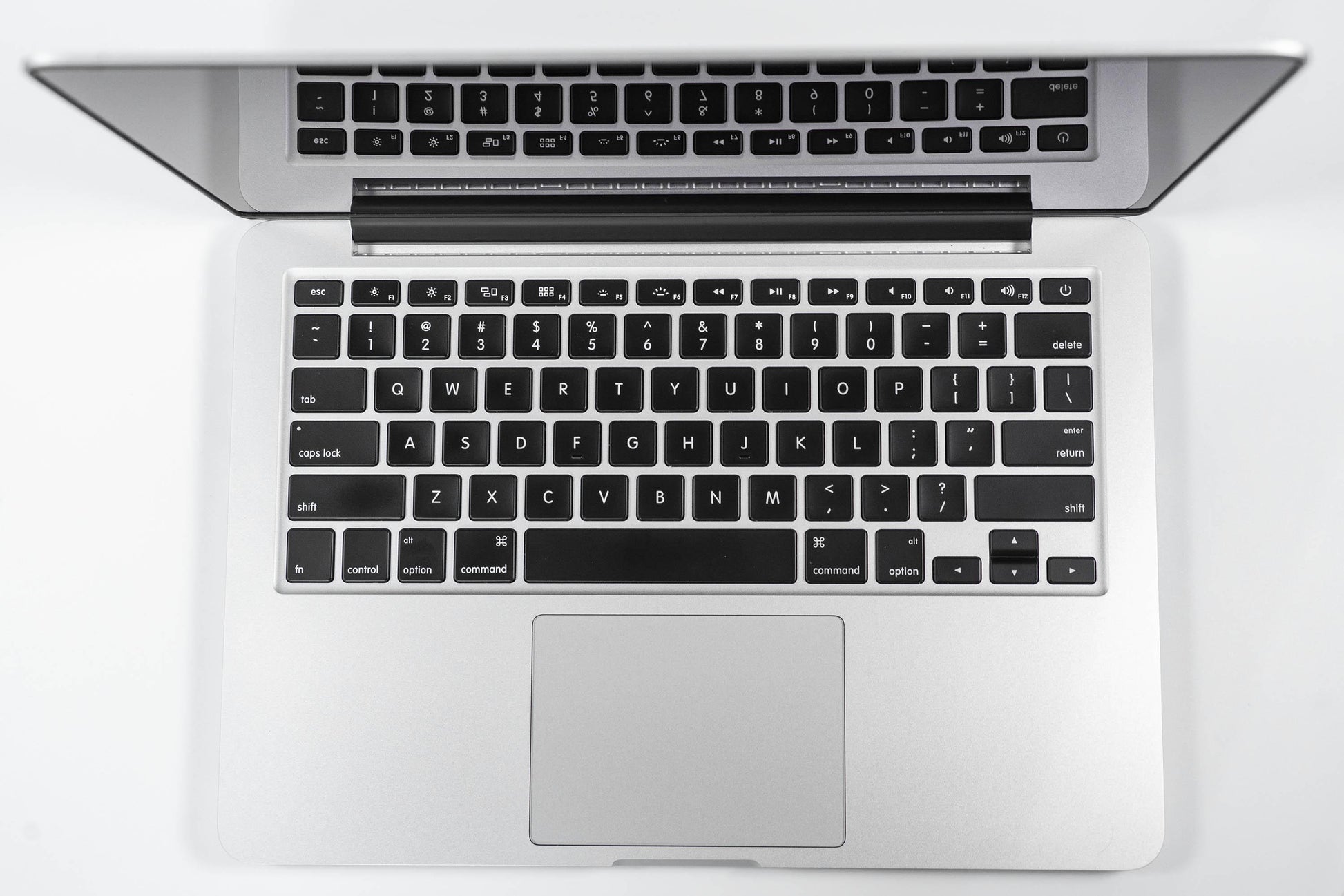 Apple MacBook Pro (13-inch Late 2013) 2.8 GHz I7-4558U 8GB RAM 1TB SSD (Silver)