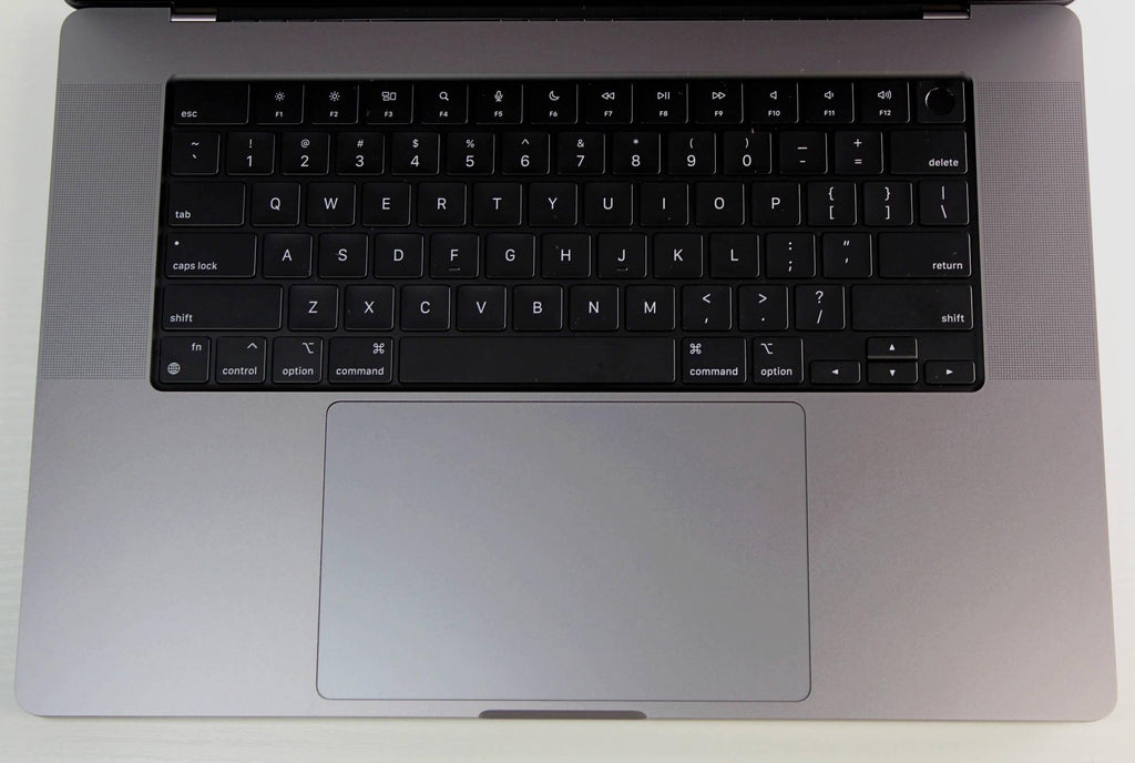 MacBook Pro (2021) 16-inch – Apple M1 Max 10-Core CPU • 32-Core GPU – Space Gray