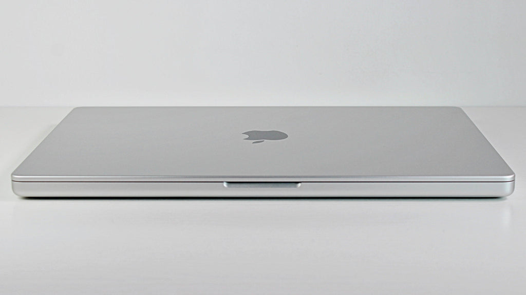MacBook Pro (2021) 16-inch – Apple M1 Max 32-Core GPU – 64GB RAM 2TB SSD - 2 Battery Cycles