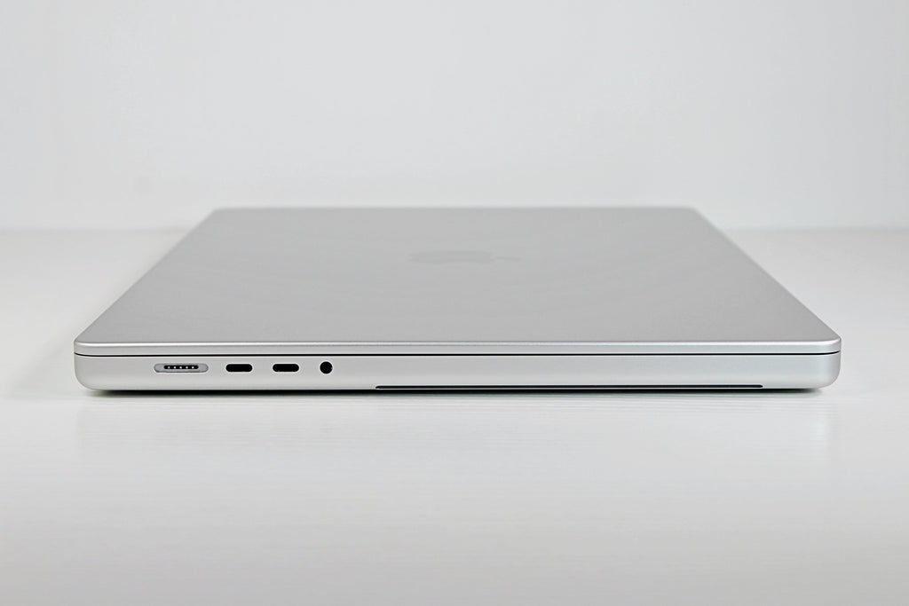 2023 Apple MacBook Pro 14-inch M2 Max – 38-Core GPU 96GB RAM 1TB SSD Silver | Excellent