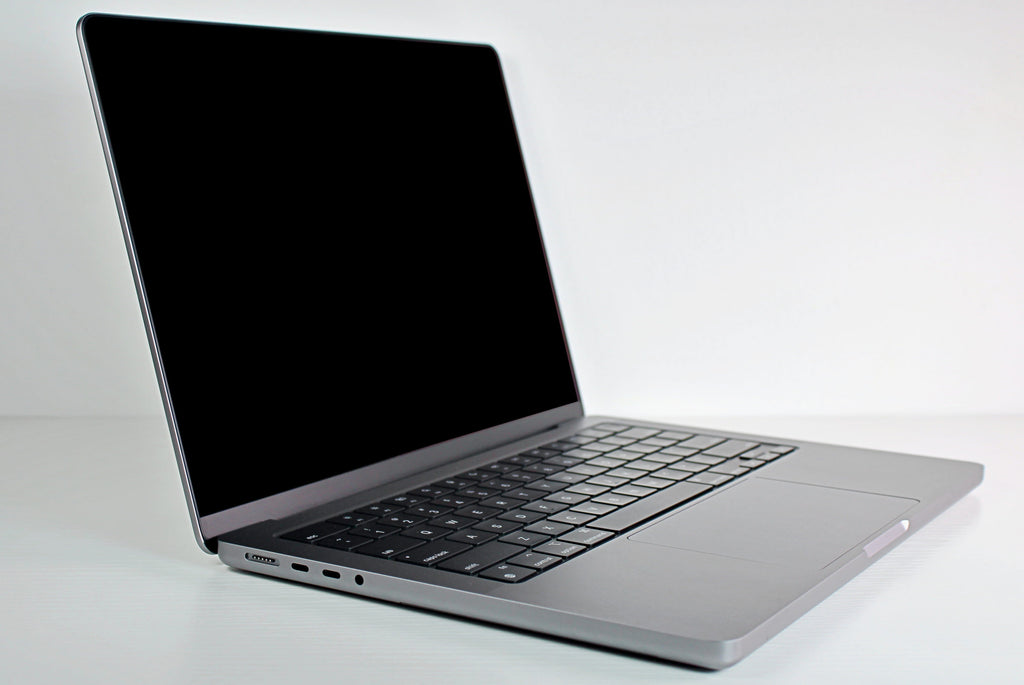 2023 Apple MacBook Pro 14-inch M2 Max – 38-Core GPU 96GB RAM 1TB SSD | Excellent