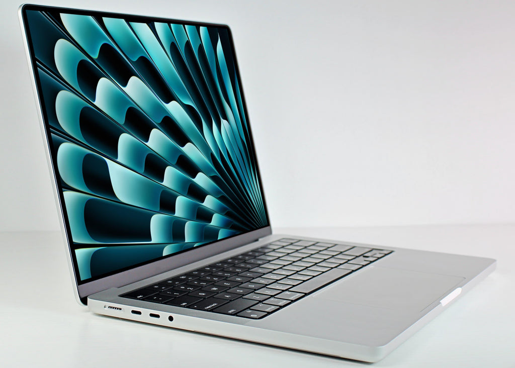 MacBook Pro (2023) 14-inch – Apple M2 Max 12-Core CPU 30-Core GPU – Silver