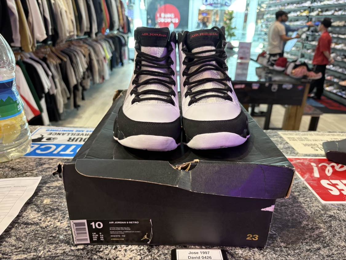 PRE OWNED Jordan 9 Retro OG (2016)