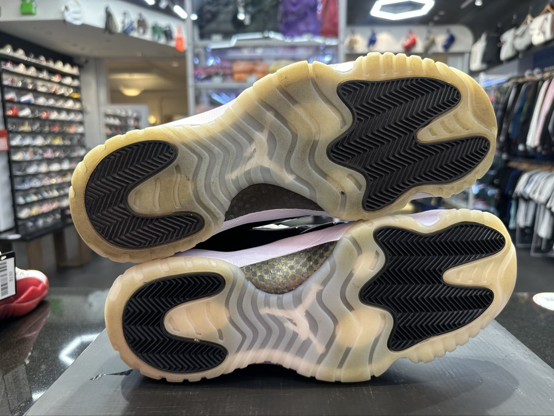 PRE OWNED Jordan 11 Retro DMP Gratitude (2023)