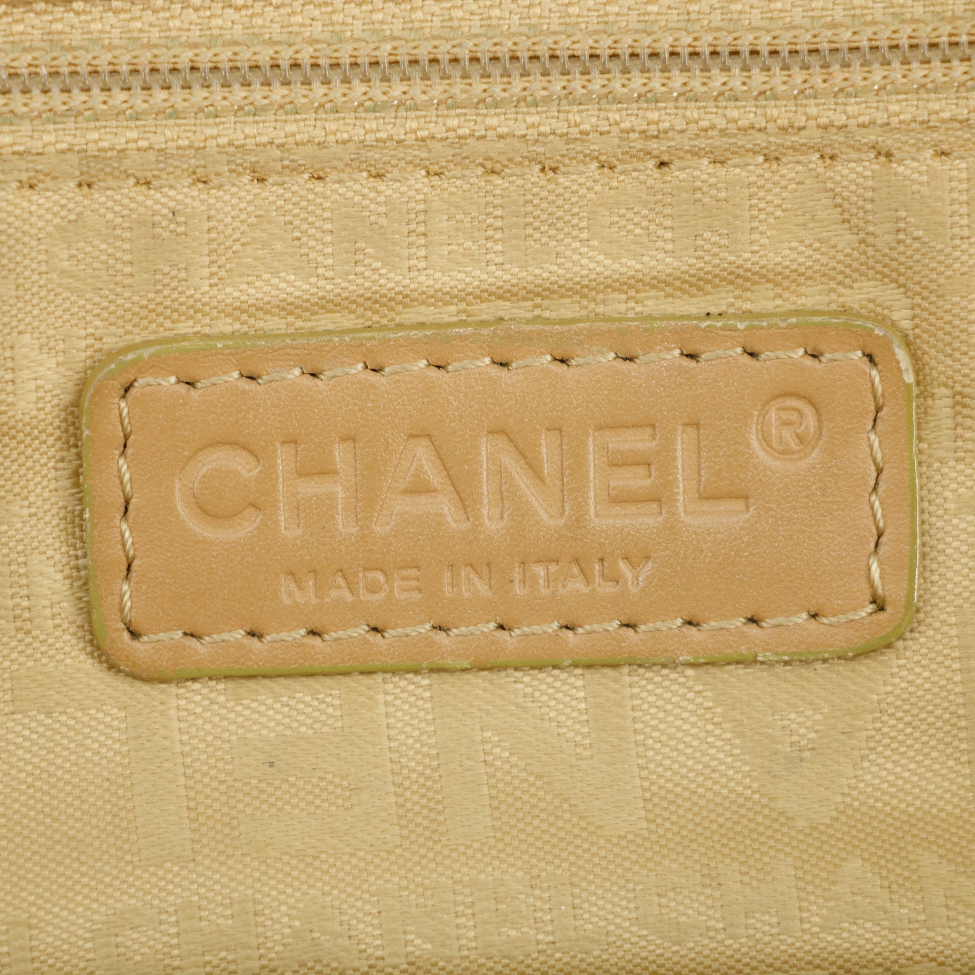•	Chanel LAX Square Quilt Chocolate Bar Bowler Bag 9 Series #2749
