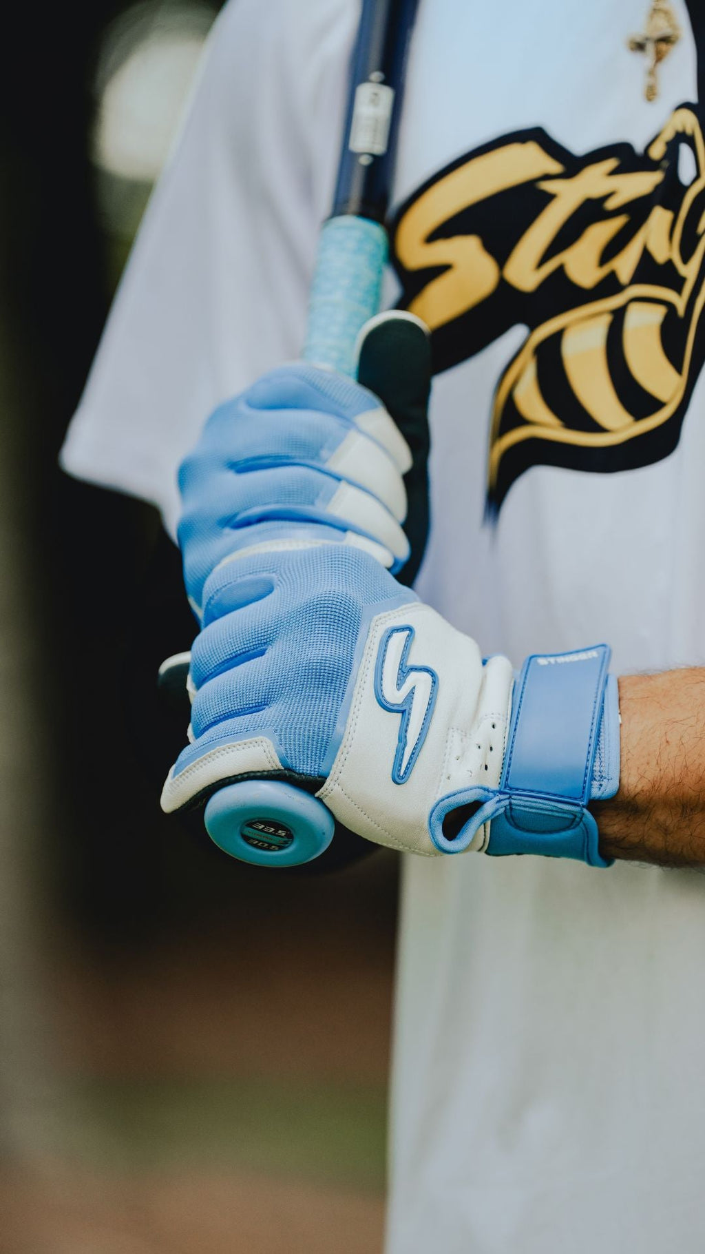 Sting Squad Batting Gloves - Columbia/White & Graphite