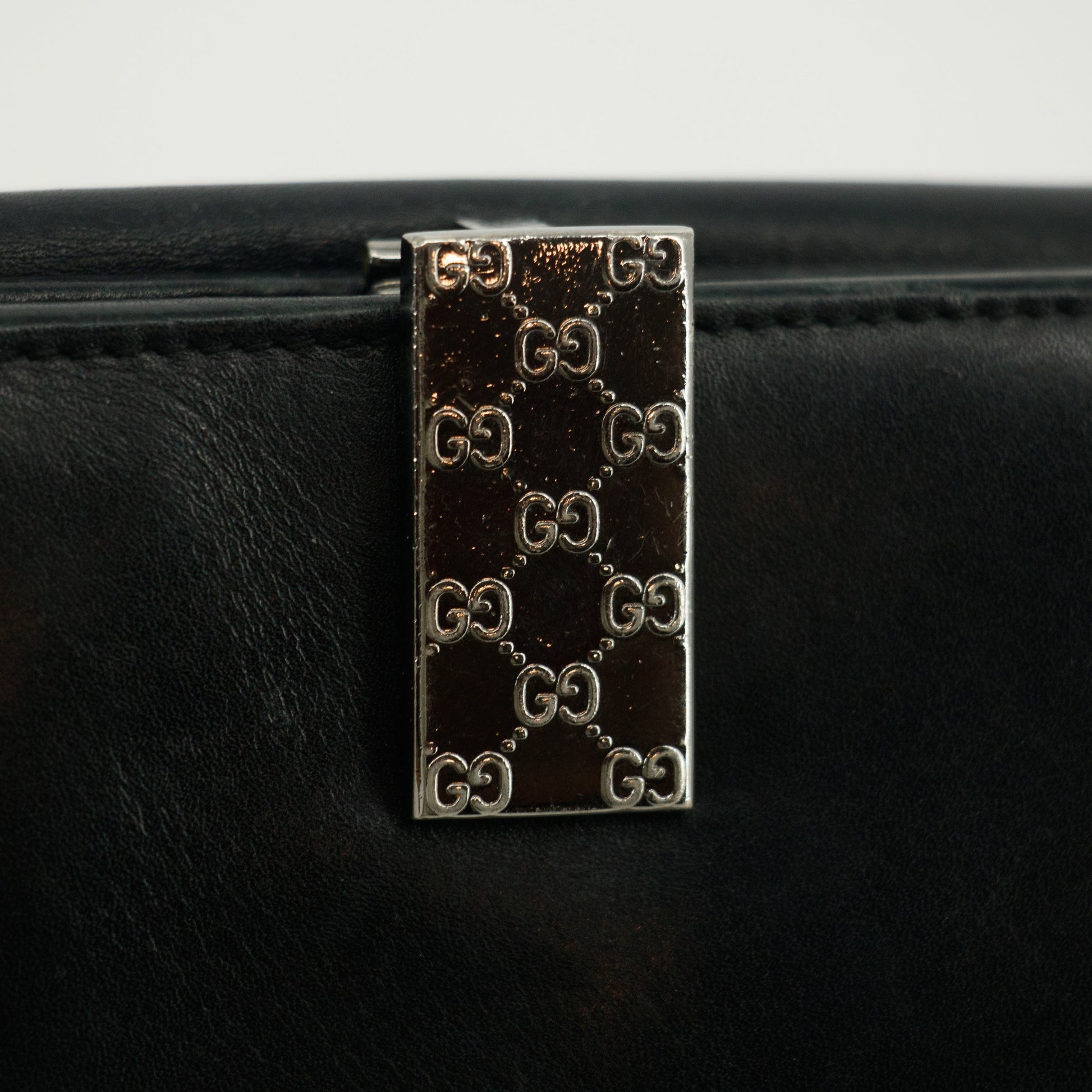 Gucci Black Leather Bifold Wallet w/ Silver Hardware #3398