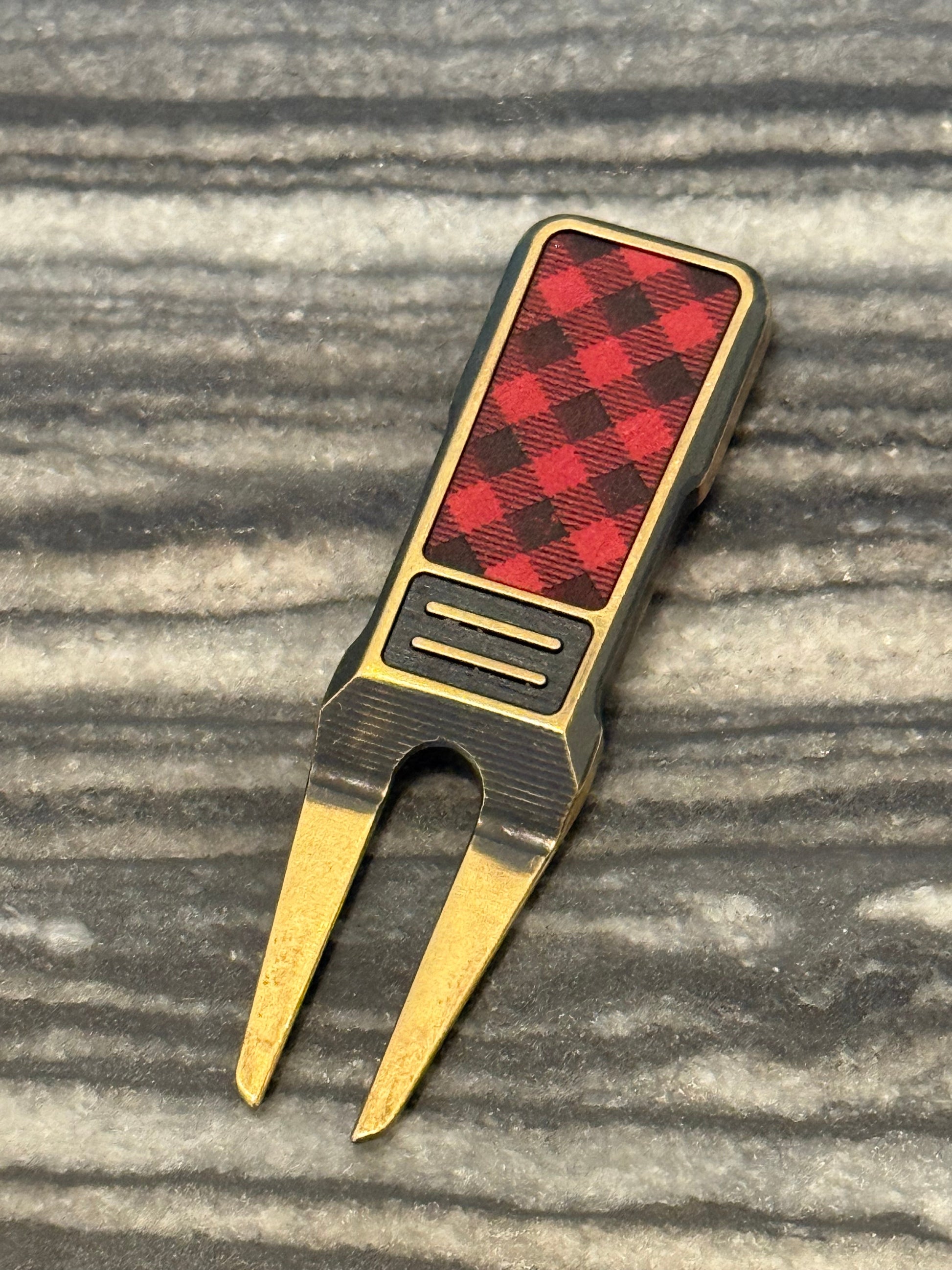 Tyson Lamb Crafted Lumberjack Divot Tool
