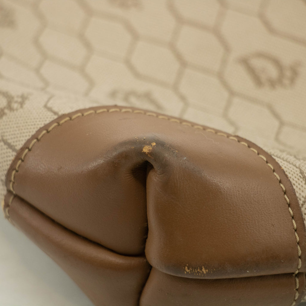 Christian Dior Honeycomb PVC Beige Clutch Bag #3653