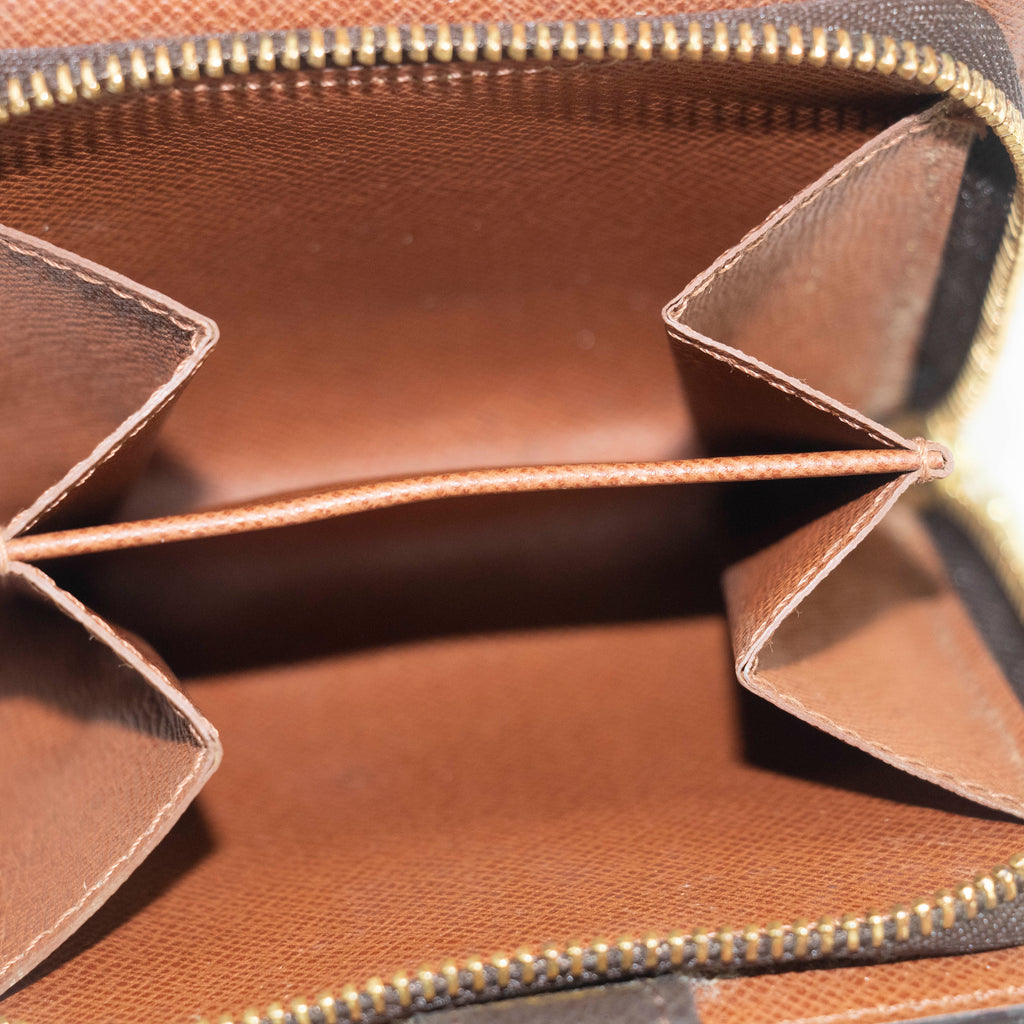 Louis Vuitton Monogram Canvas Brown Compact Wallet #3699