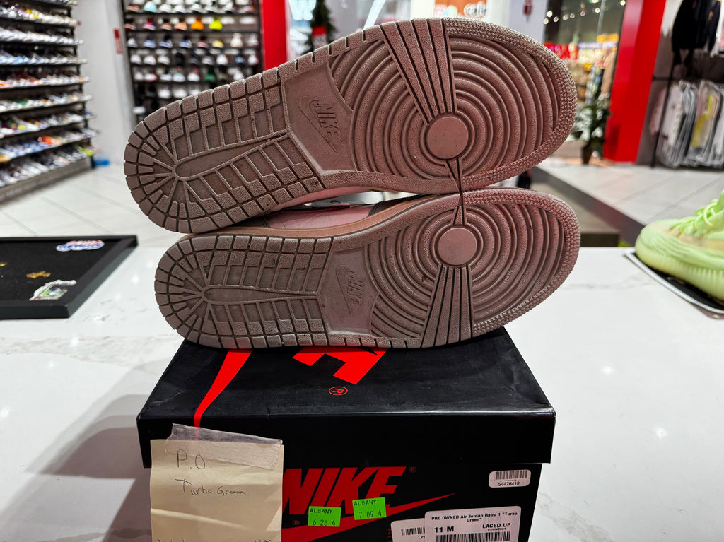 PRE OWNED Air Jordan Retro 1 "Turbo Green"