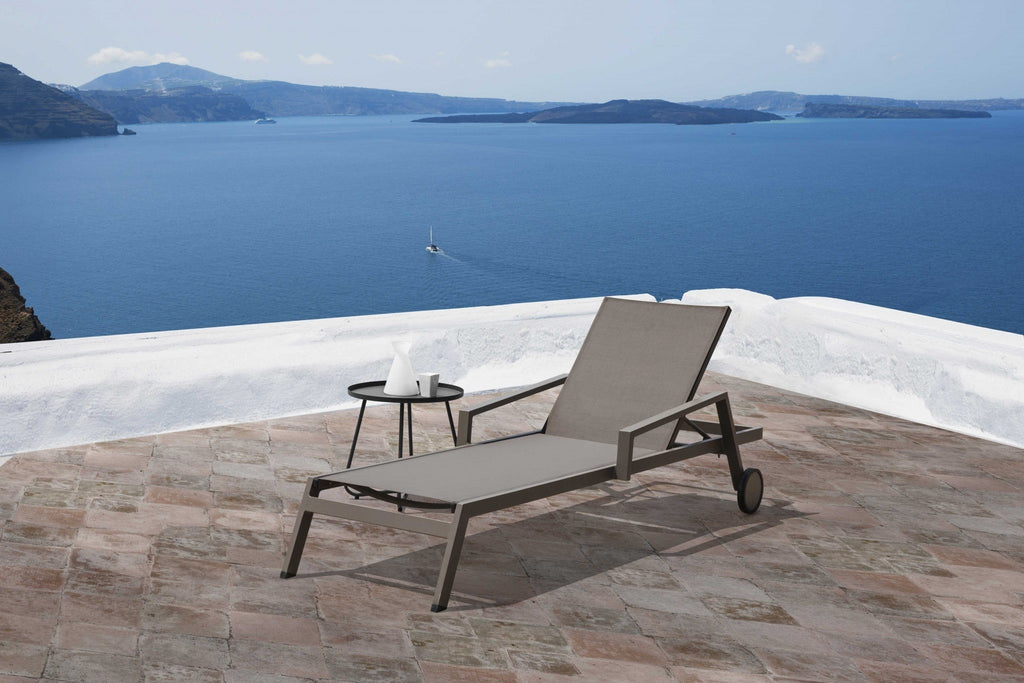 18" Gray Rounded Aluminum Outdoor Side Table