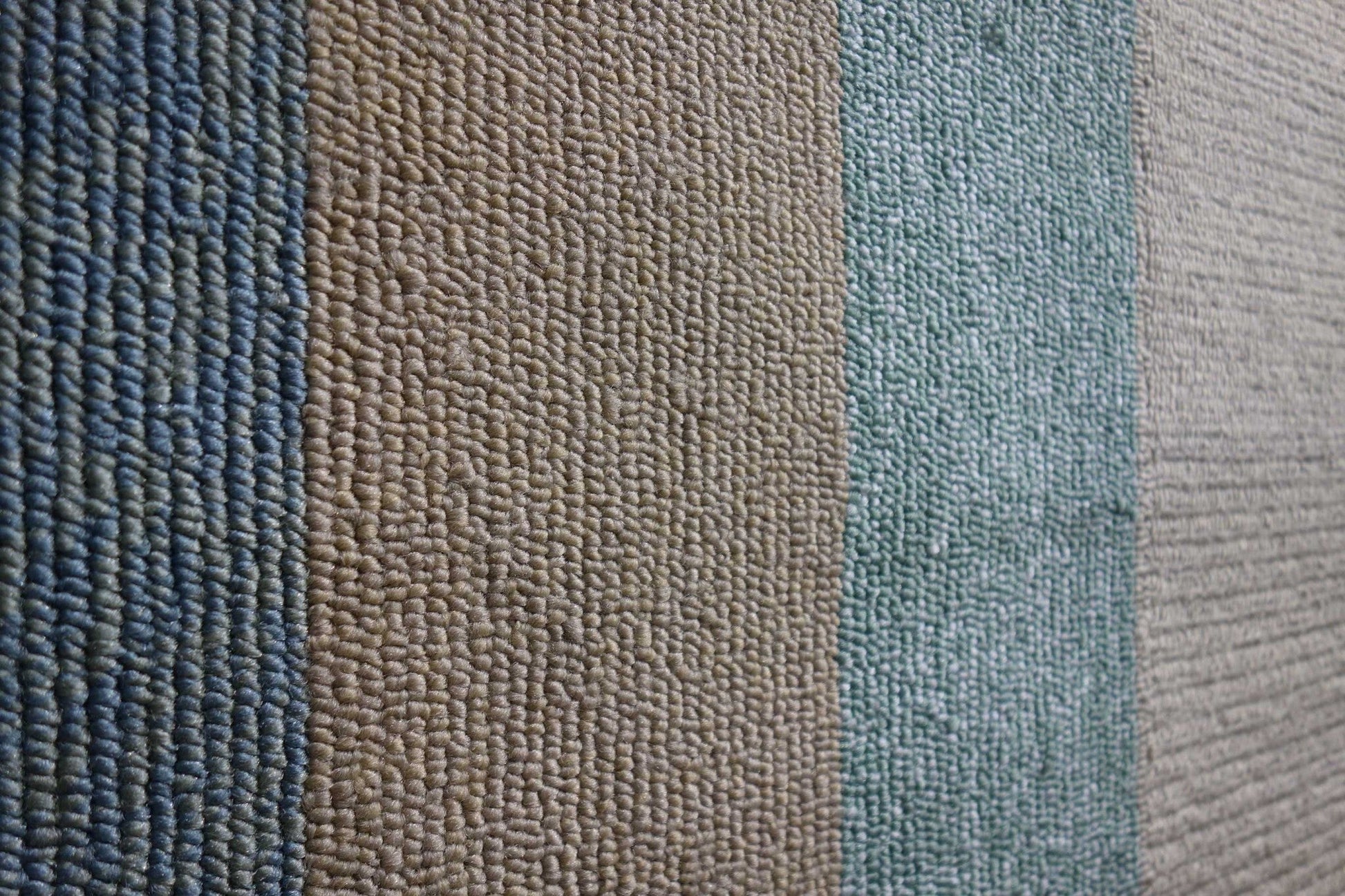 3'x5' Spa Blue Beige Hand Hooked UV Treated Bordered Indoor Outdoor Area Rug