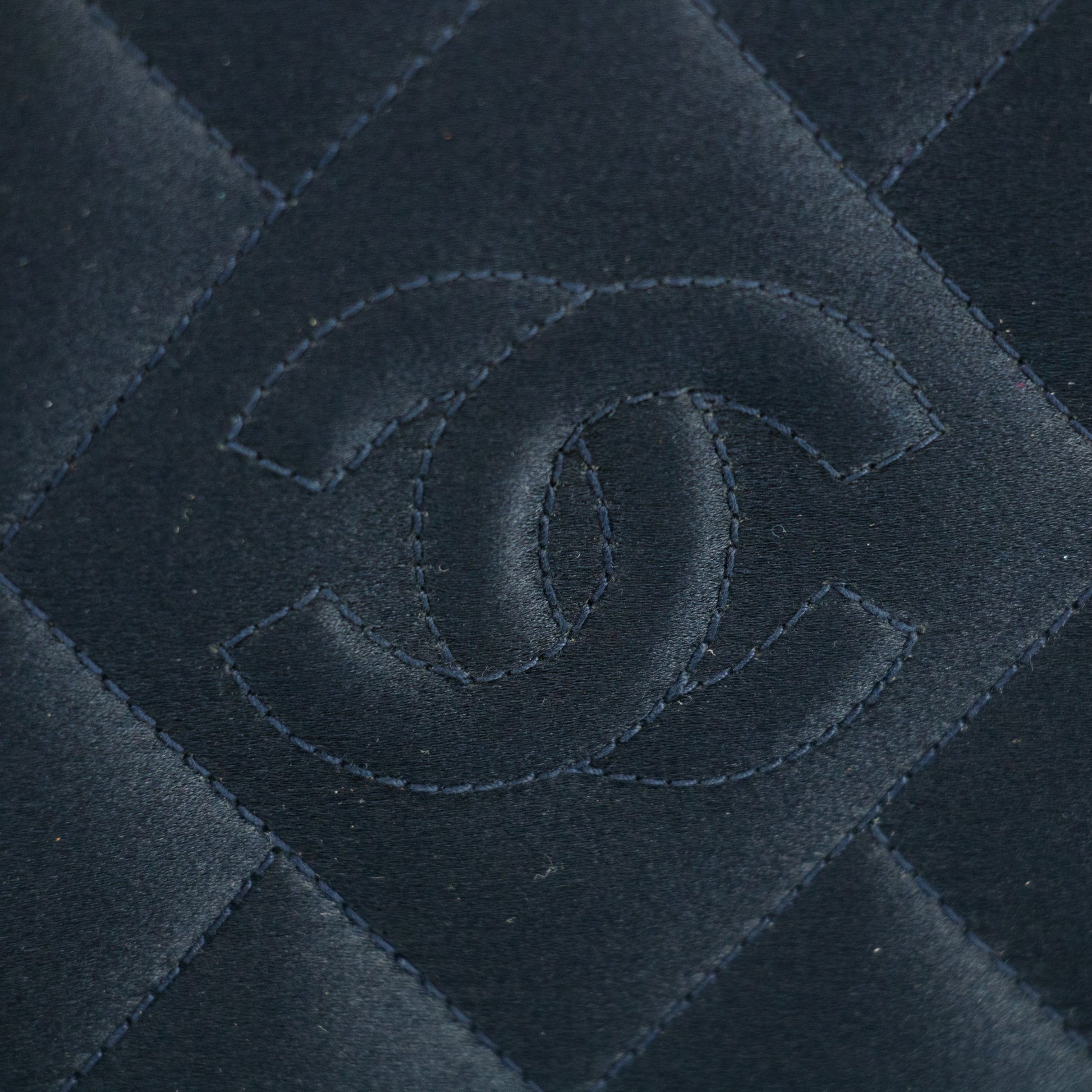 Chanel Vintage Satin CC Blue Kisslock Shoulder Bag #3768