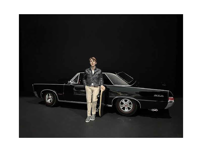 Skateboarder Figurine III for 1/24 Scale Models by American Diorama