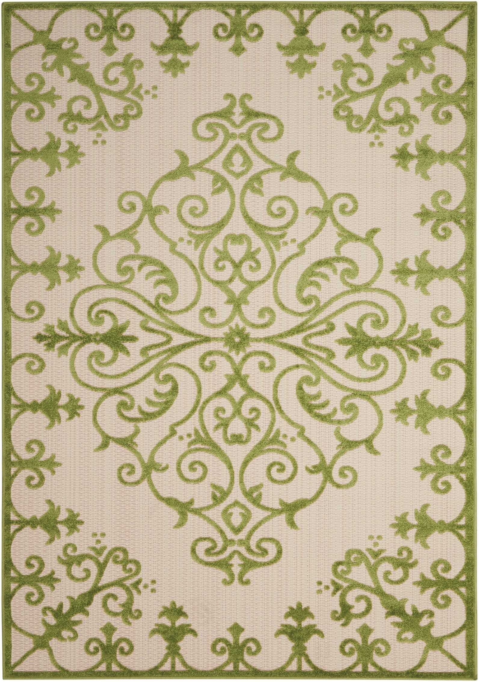 5' x 8' Green Medallion Indoor Outdoor Area Rug