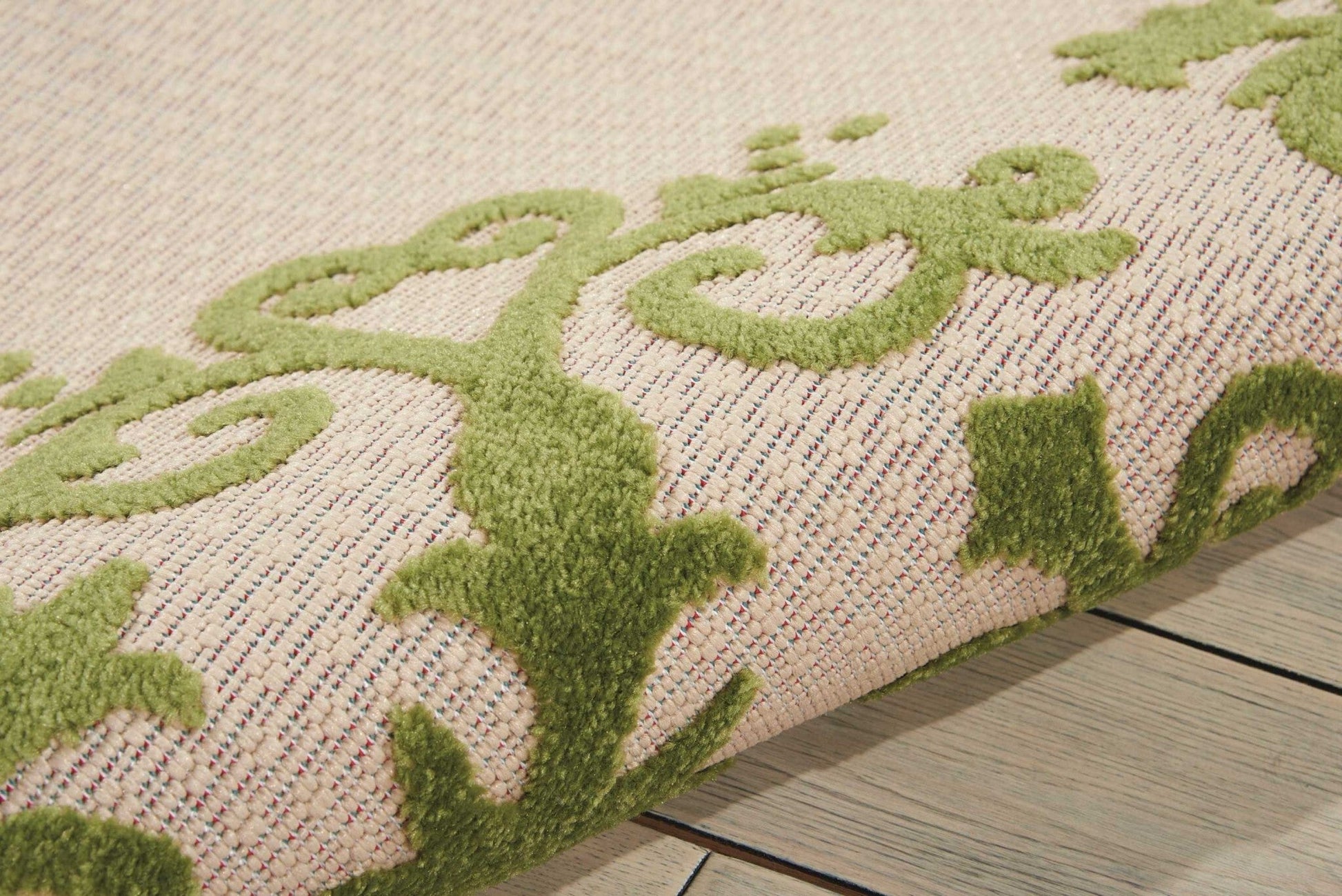 5' x 8' Green Medallion Indoor Outdoor Area Rug
