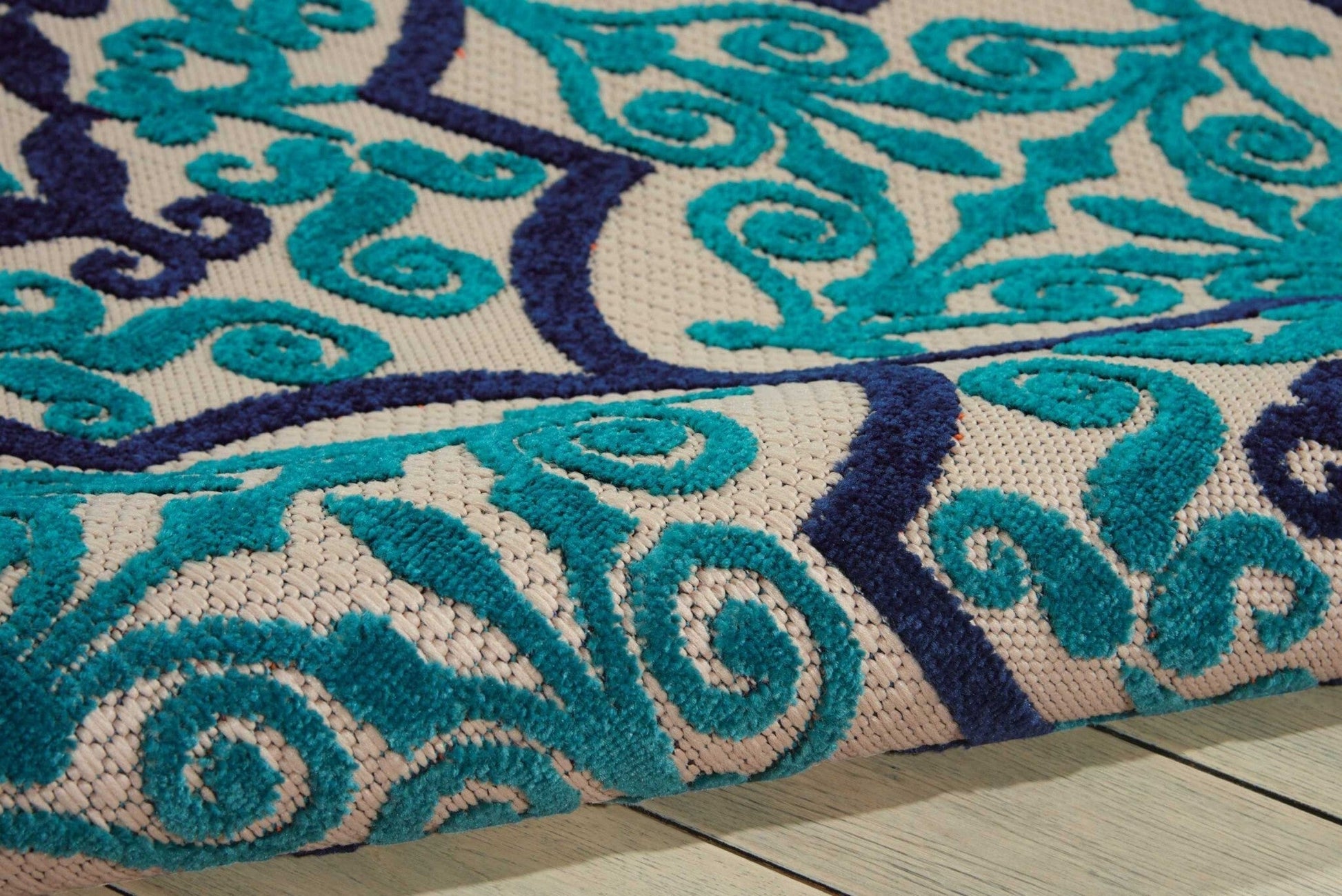 8' x 11' Navy and Beige Trellis Indoor Outdoor Area Rug