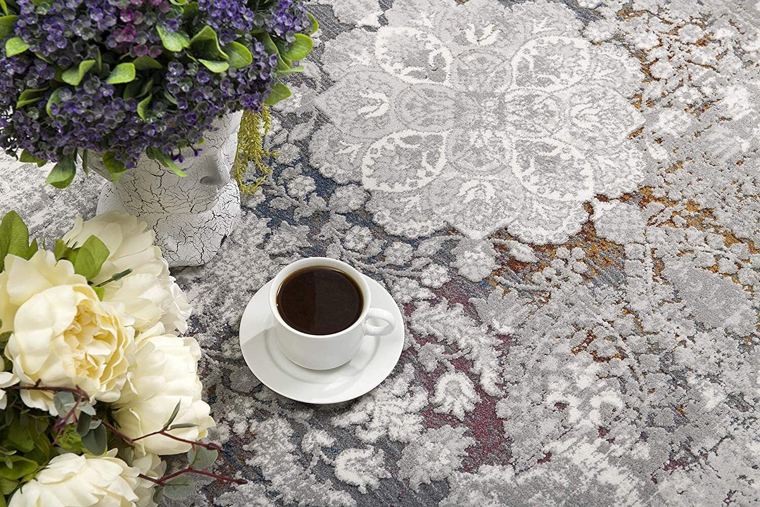5" x 8" Gray Abstract Patterns Area Rug