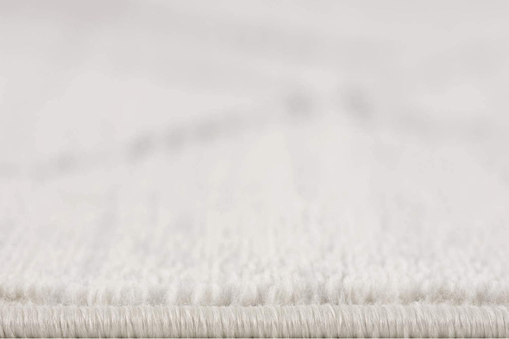 4' X 6' Gray and Ivory Geometric Area Rug
