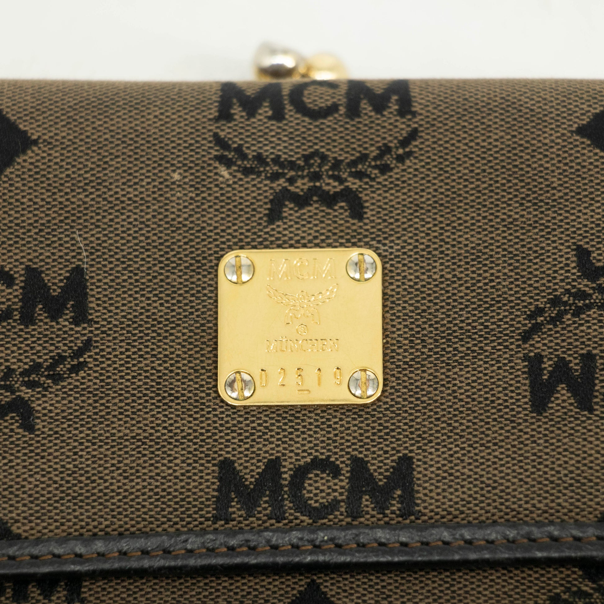 MCM Brown Canvas Kisslock Wallet #3937