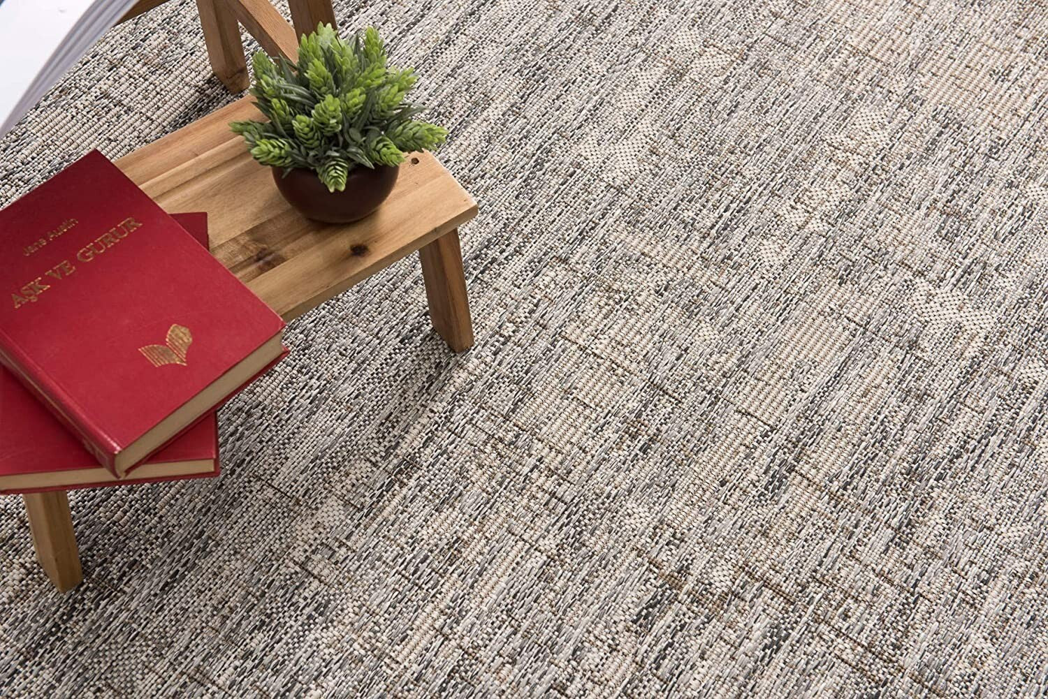 3' x 8' Ivory and Gray Modern Weathered Runner Rug