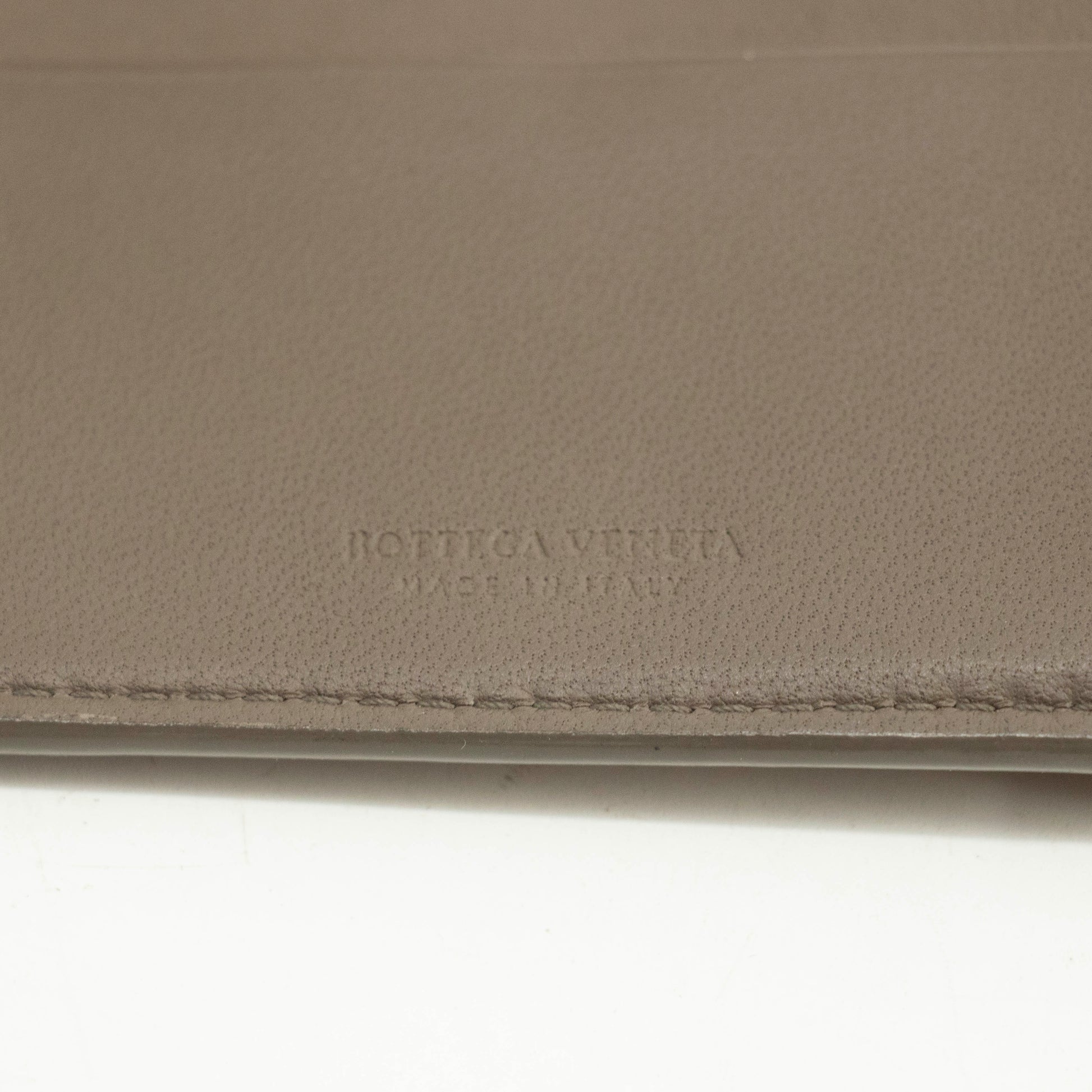 Bottega Veneta Grey Quilted Multicolor Bifold Wallet #3998