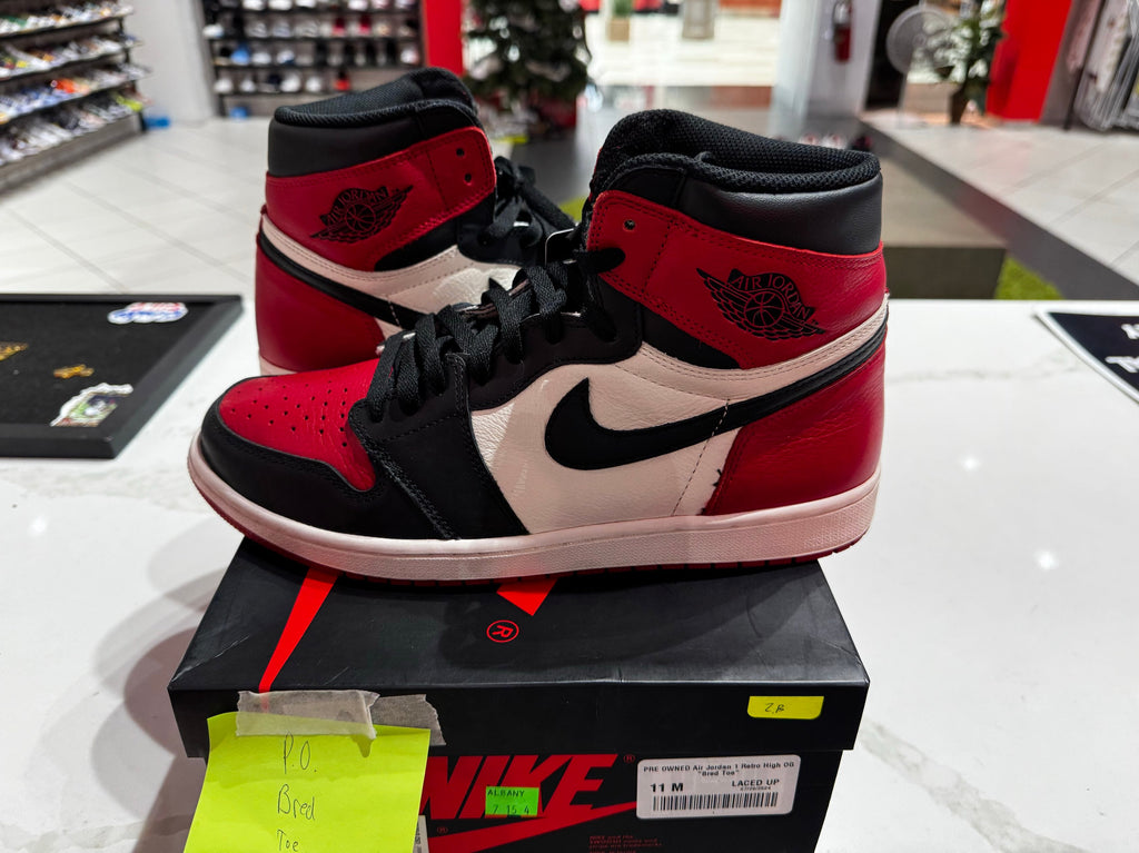 PRE OWNED Air Jordan 1 Retro High OG "Bred Toe"