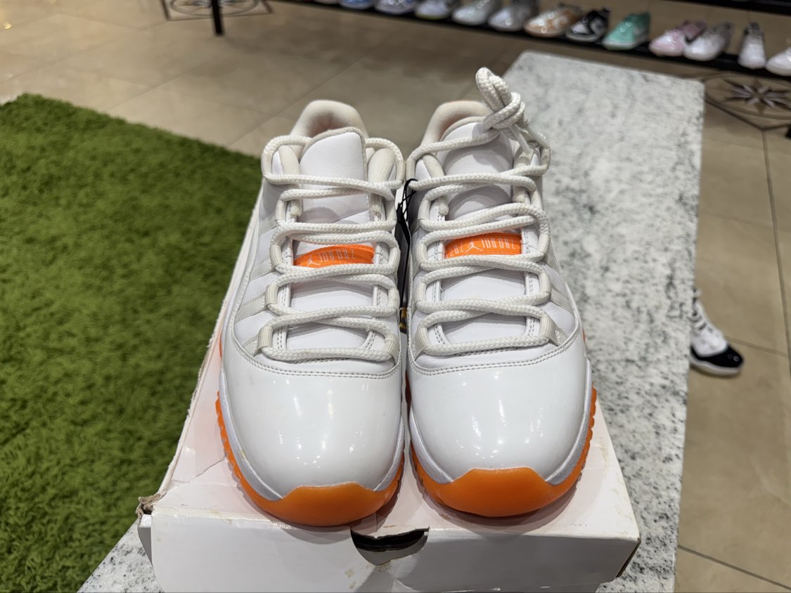 PRE OWNED Jordan 11 Retro Low Citrus (2021) (Women's)