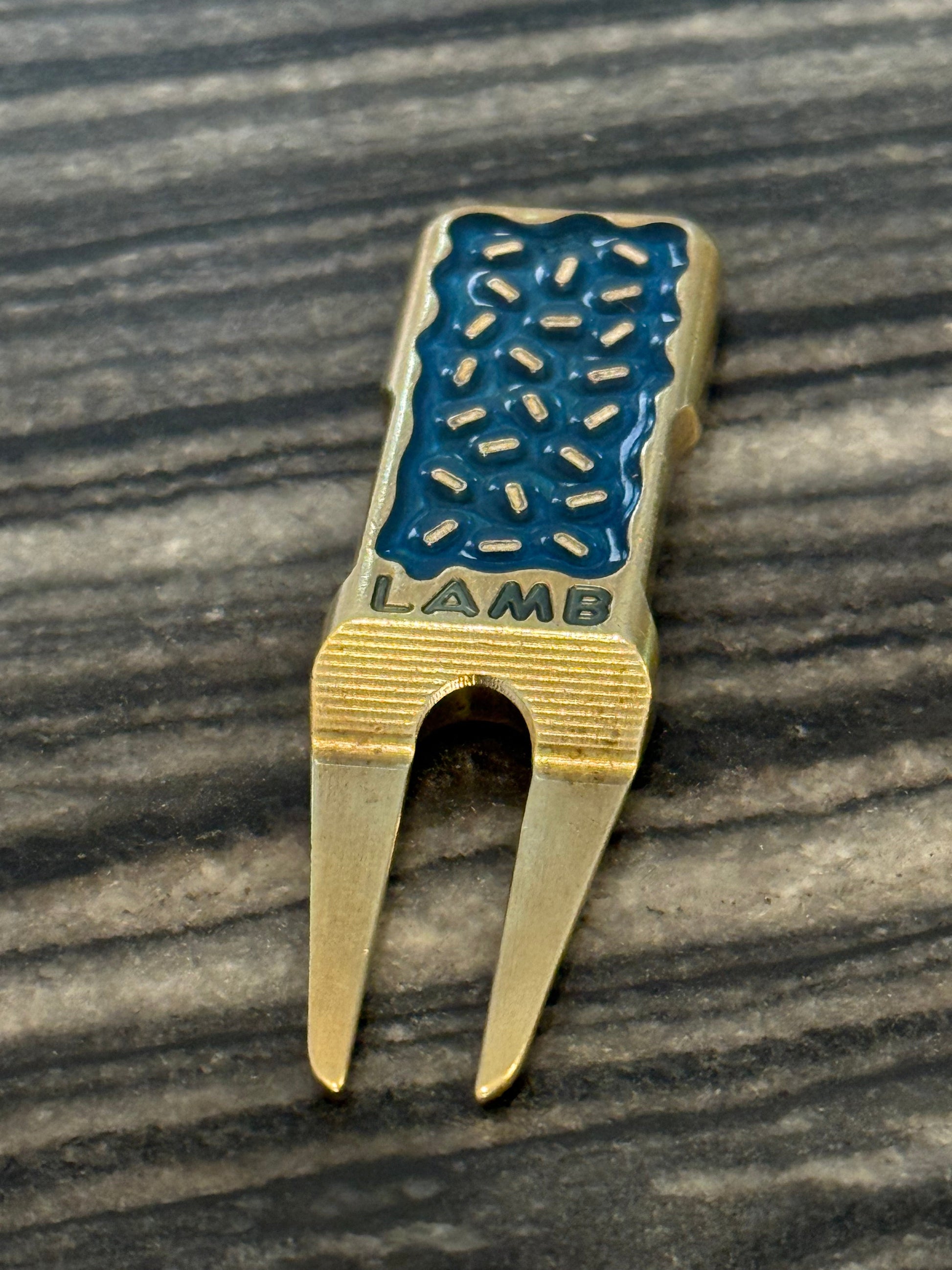 Tyson Lamb Crafted Red and Blue Eclair Divot Tool