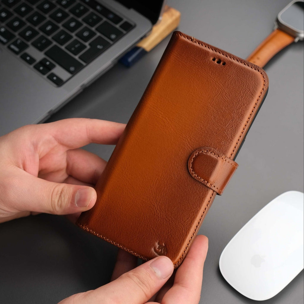 Casper Leather iPhone 14 Pro Wallet Case | MagSafe