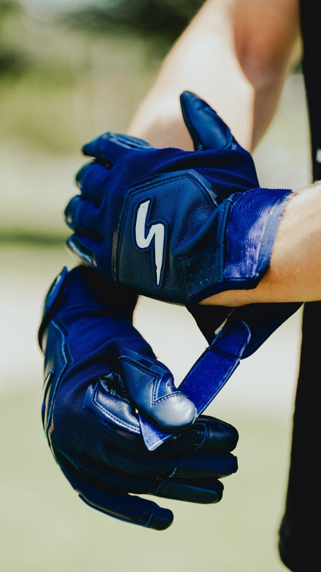 Color Crush Batting Gloves - Navy