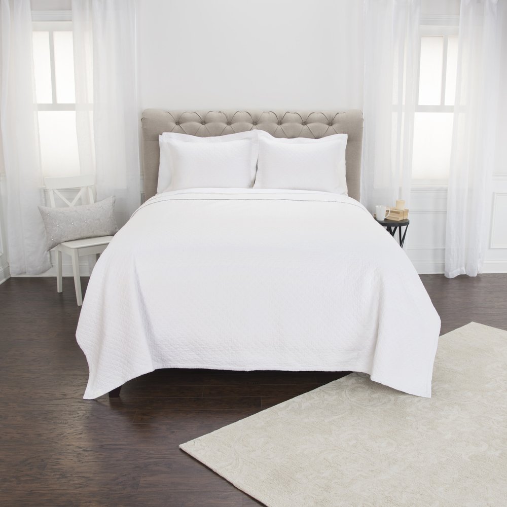 White Checkered King Quilt